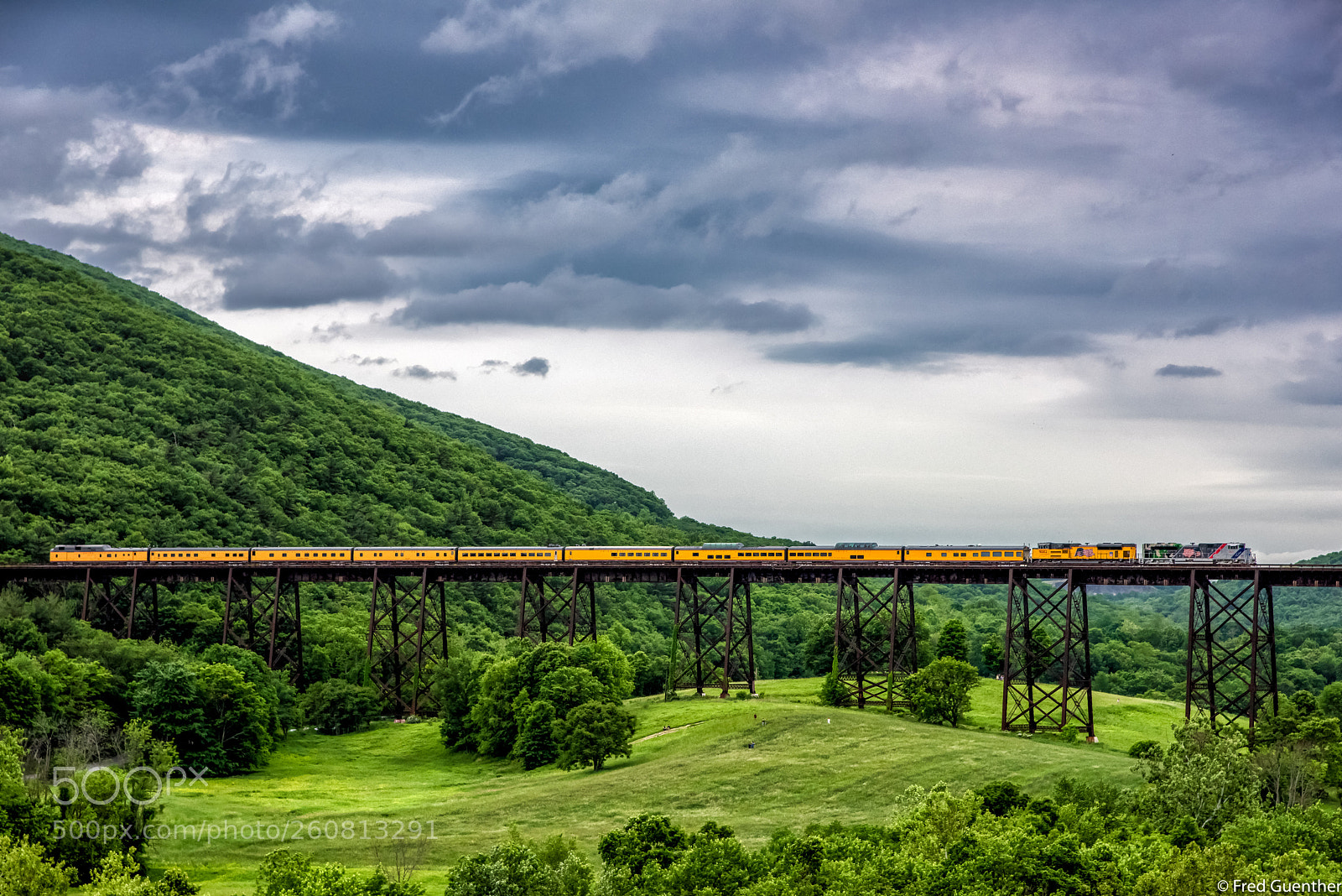Nikon D810 sample photo. Up ocs train crosses photography