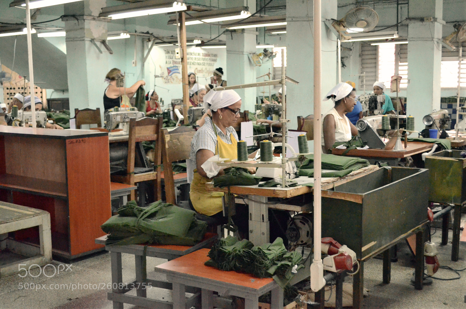 Nikon D7000 sample photo. Seamstresses on a government-run photography