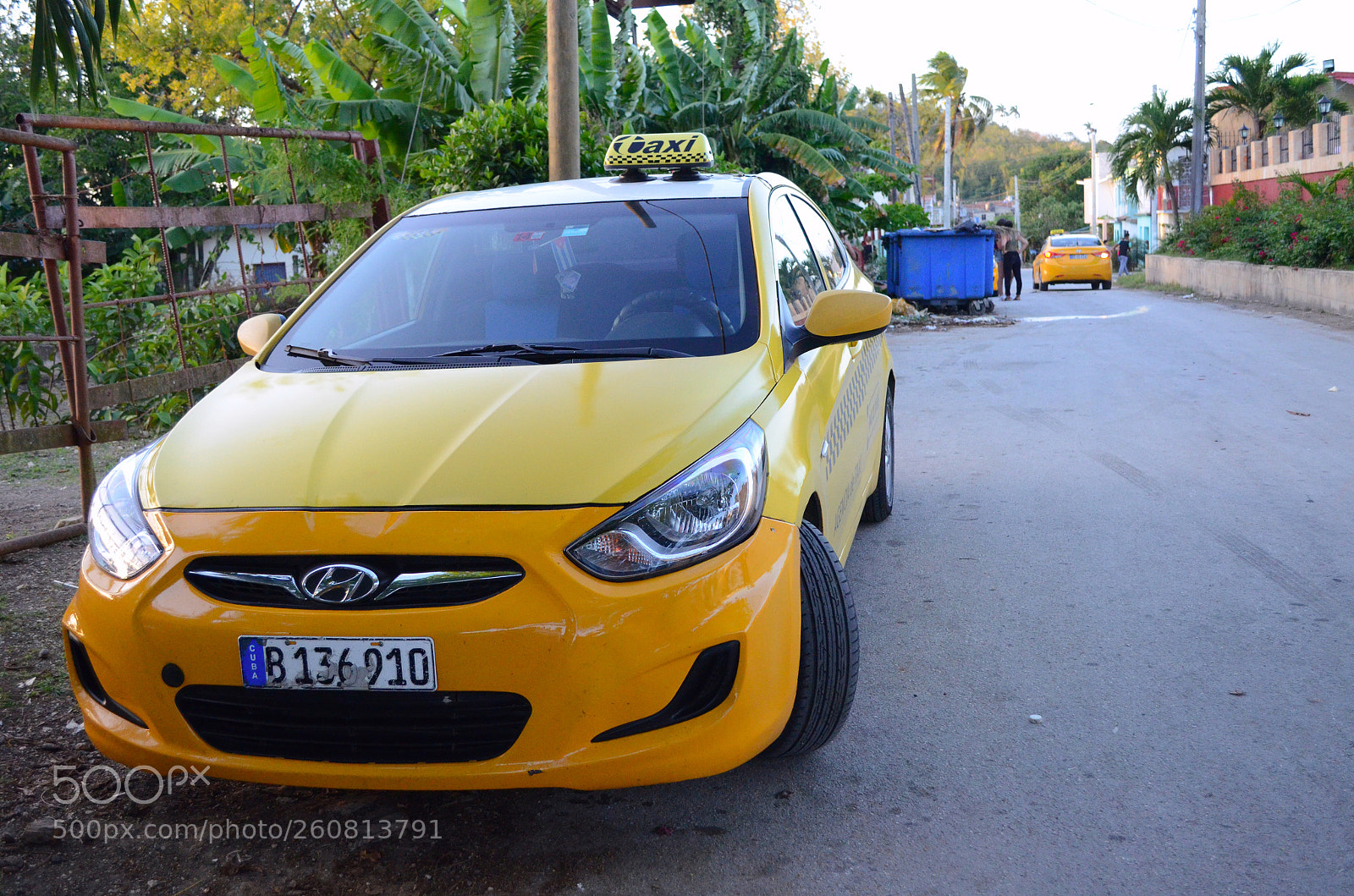 Nikon D7000 sample photo. Private cars serving as photography