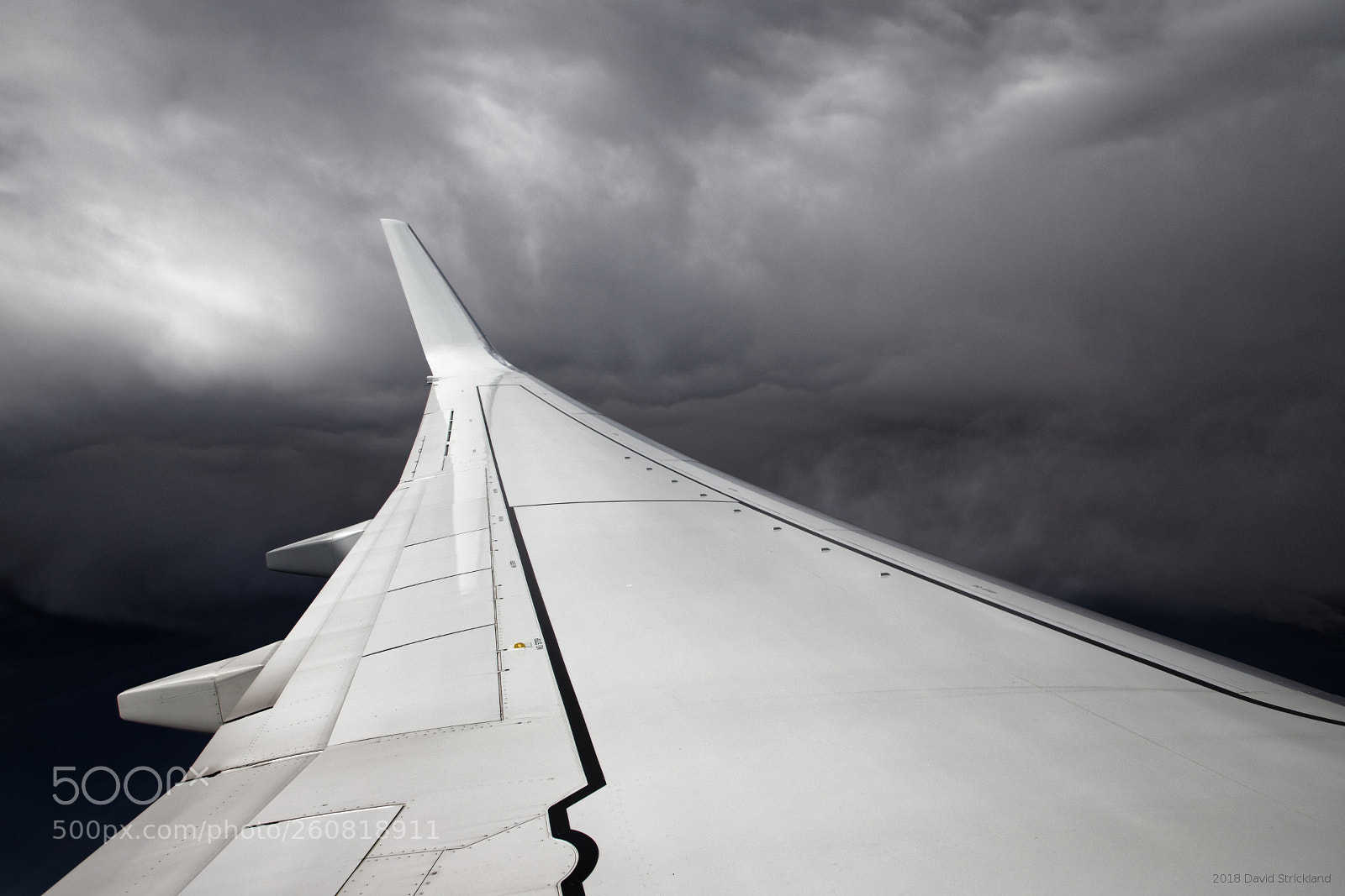 Canon EF 24-105mm F4L IS II USM sample photo. Flying around a storm photography