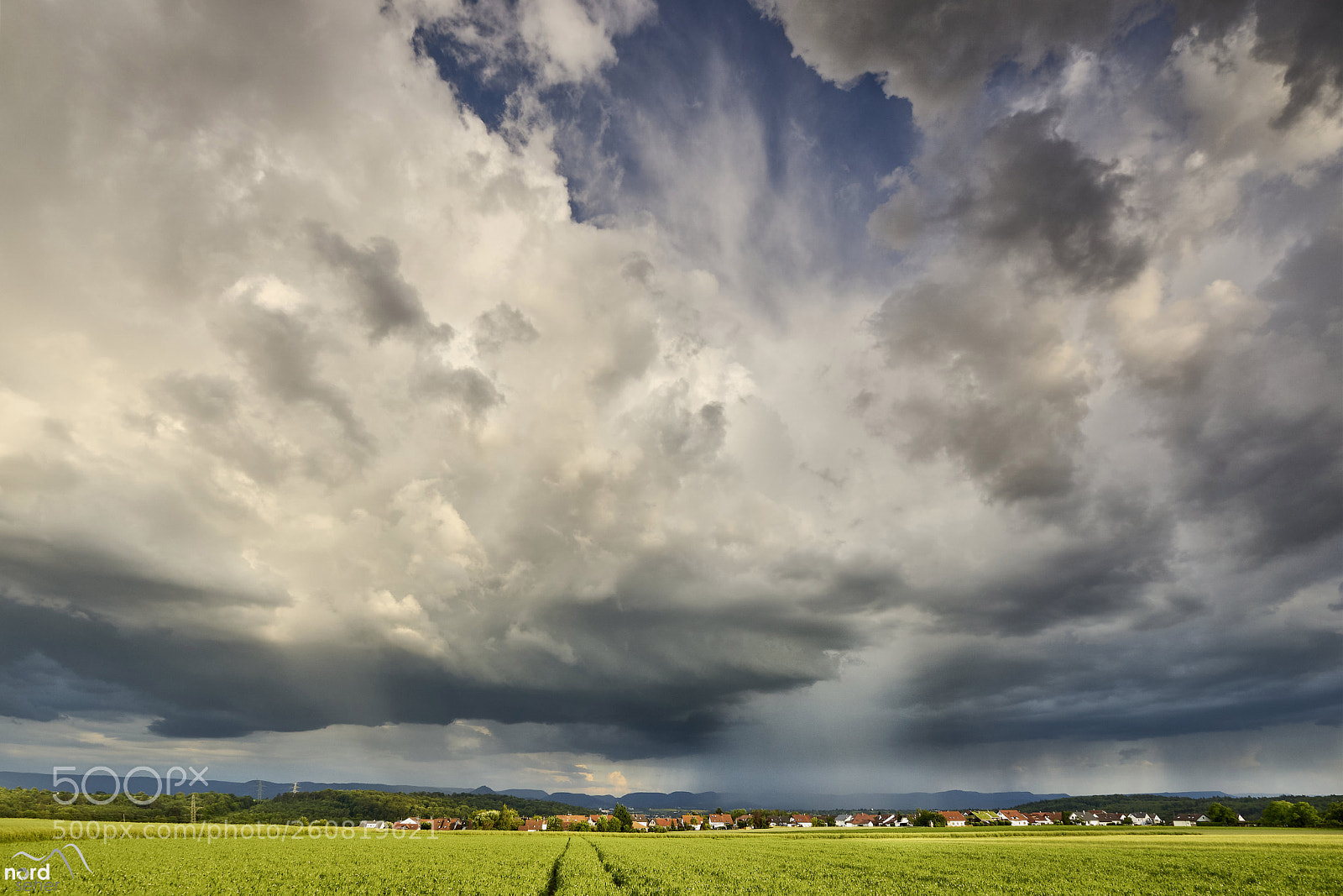 Sony ILCA-77M2 sample photo. Der himmel wird d photography