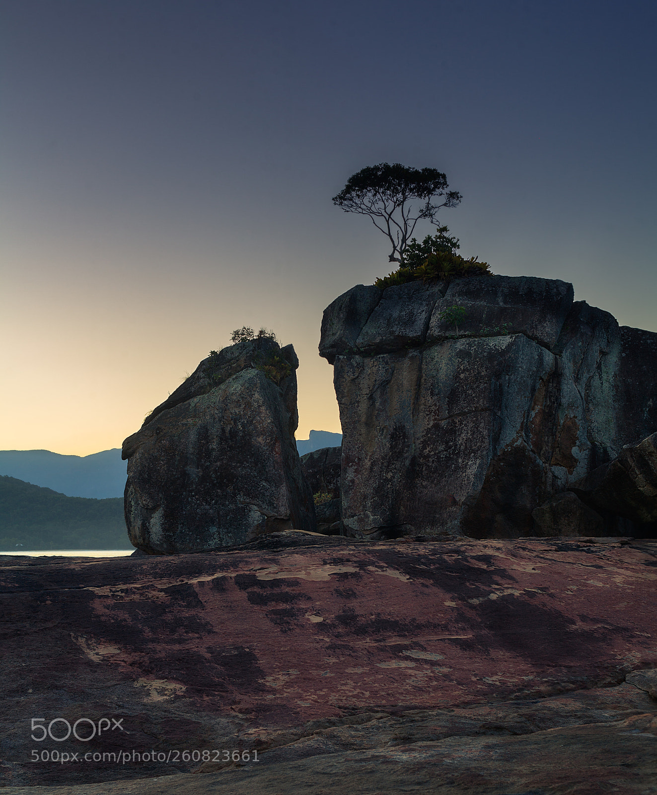 Canon EOS 5D Mark II sample photo. Pontao vertical photography