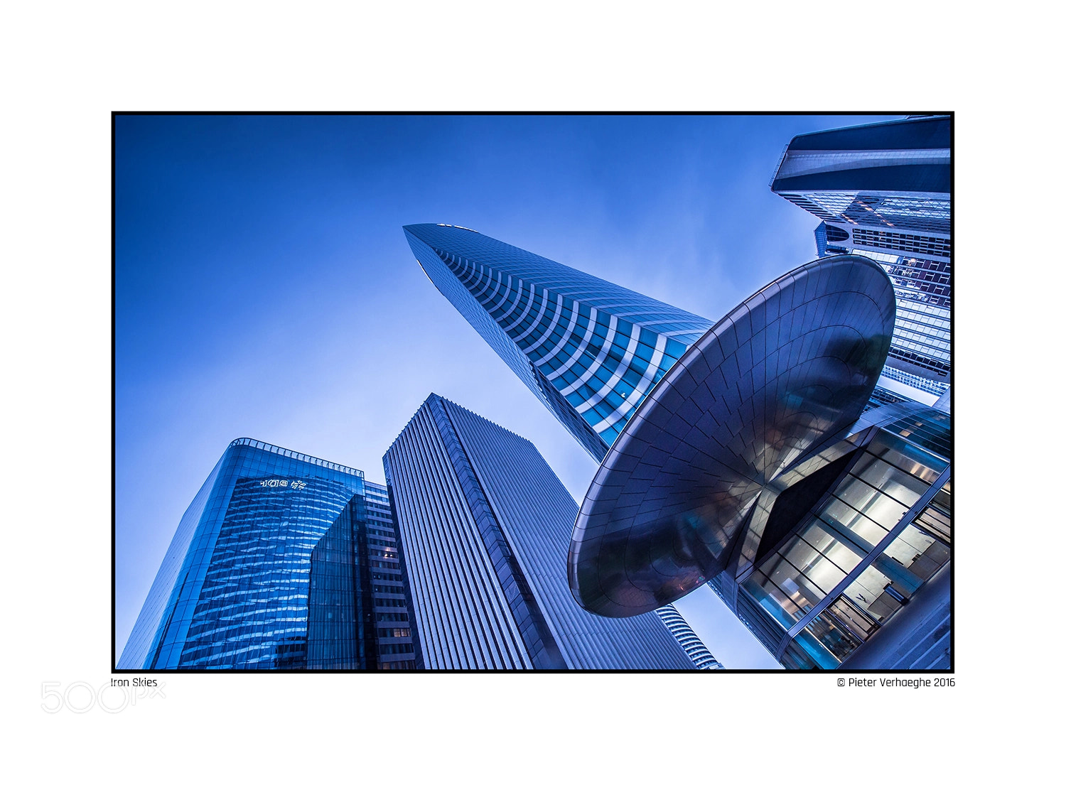 Nikon D4 sample photo. La defense photography