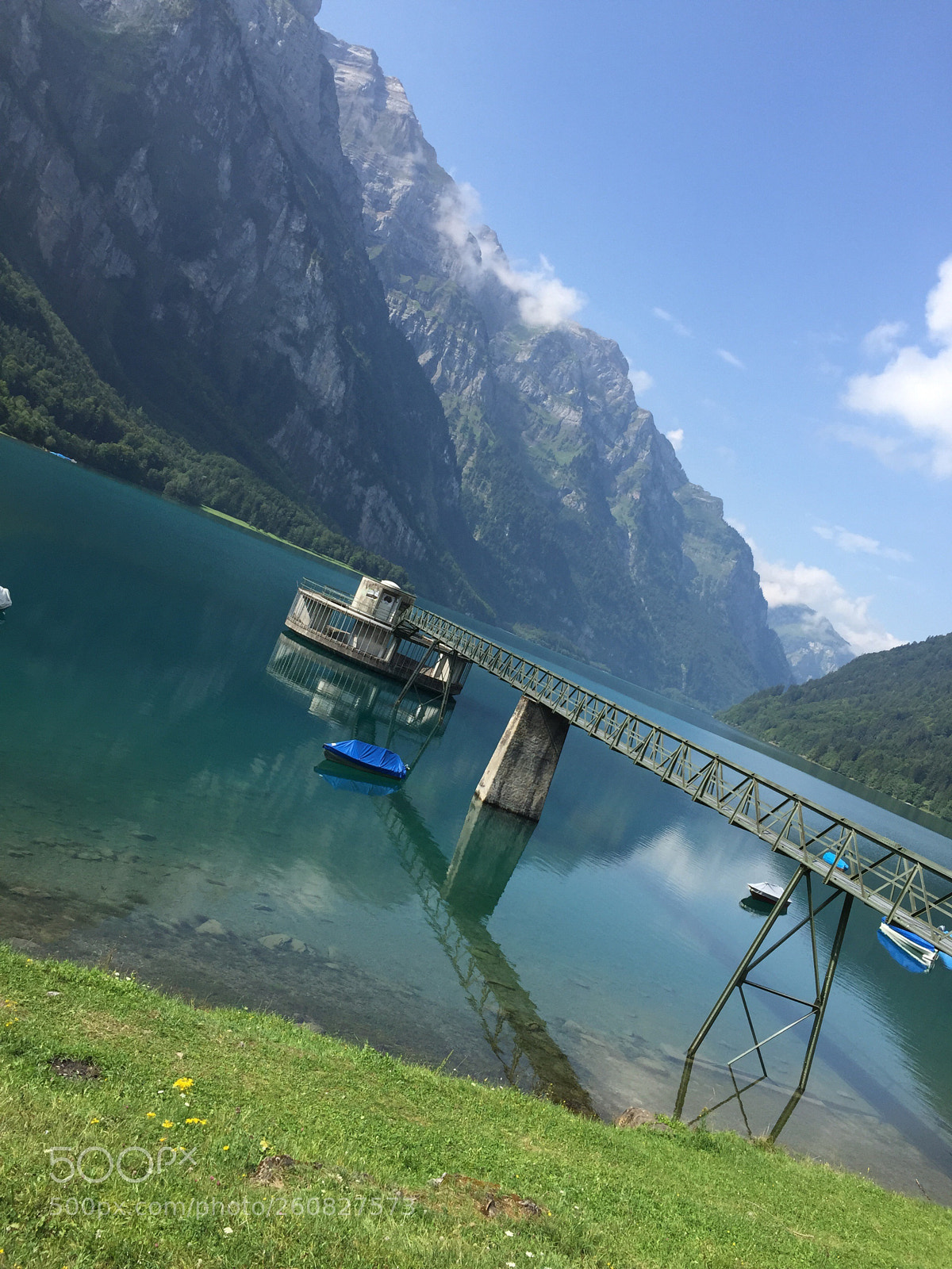 Apple iPhone 6 sample photo. Walking the plank  photography