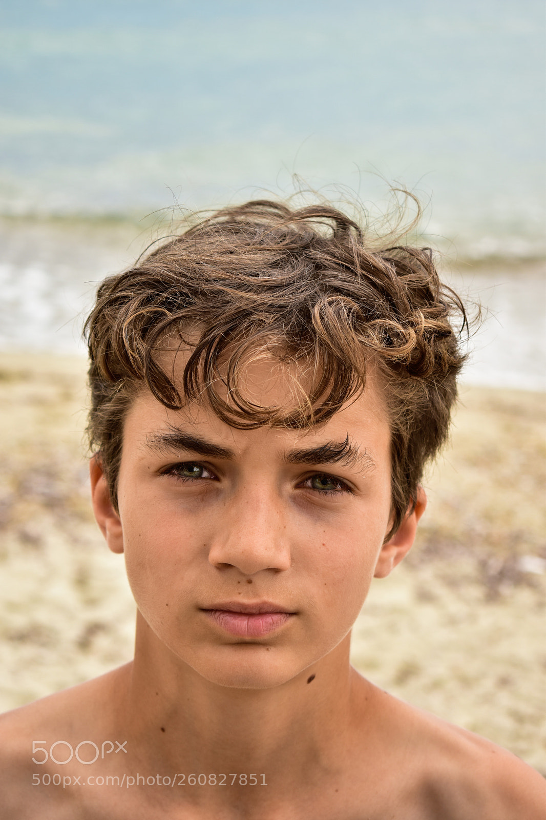 Nikon D5600 sample photo. Eye catching look photography