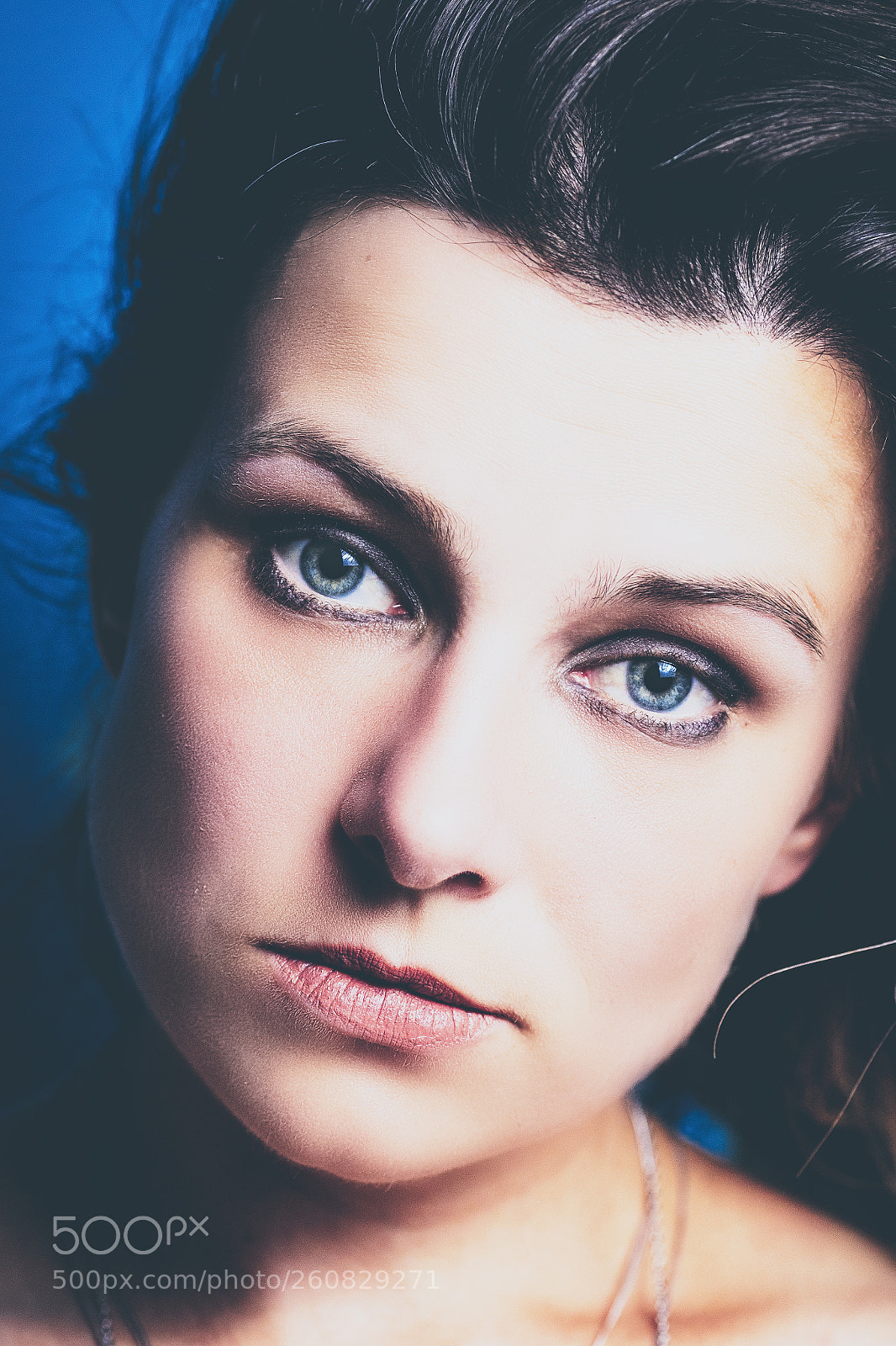 Canon EOS 6D Mark II sample photo. Portrait photography