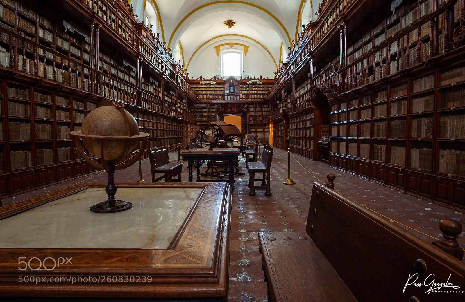 Fujifilm X-T10 sample photo. Biblioteca palafoxiana photography