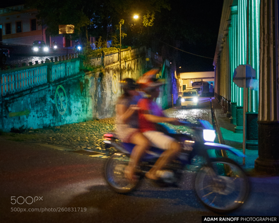 Canon EOS 70D sample photo. Entrance to old town photography