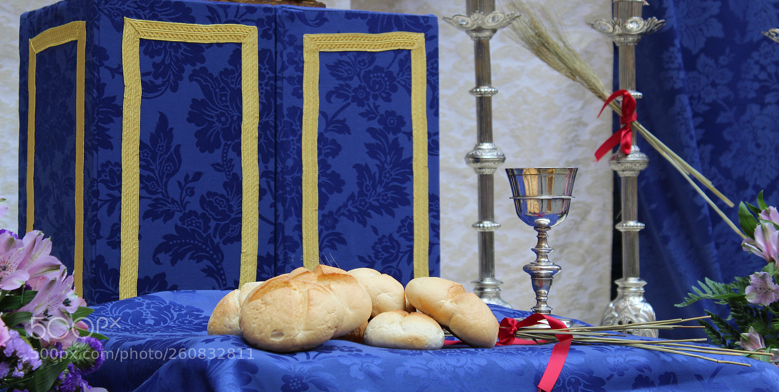 Canon EOS 1300D (EOS Rebel T6 / EOS Kiss X80) sample photo. Altar photography