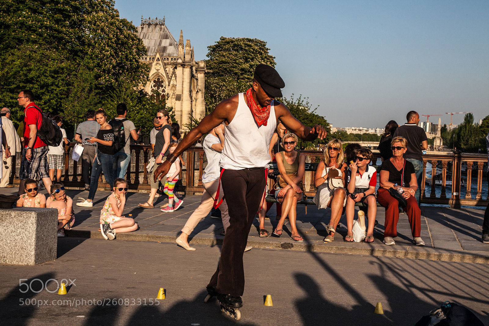 Canon EOS 5D Mark II sample photo. Street dancer photography