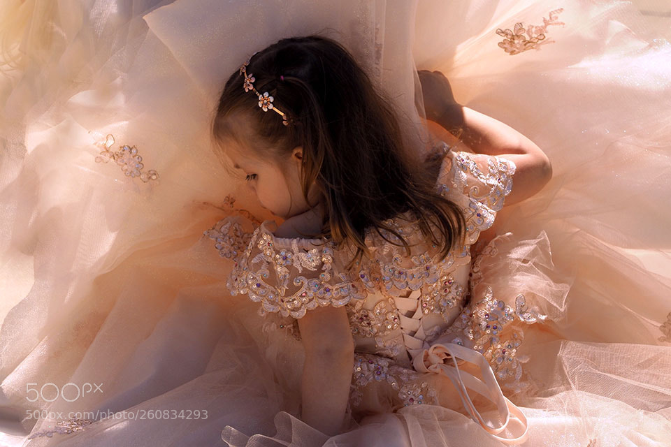 Olympus OM-D E-M1 Mark II sample photo. Little princess ii photography