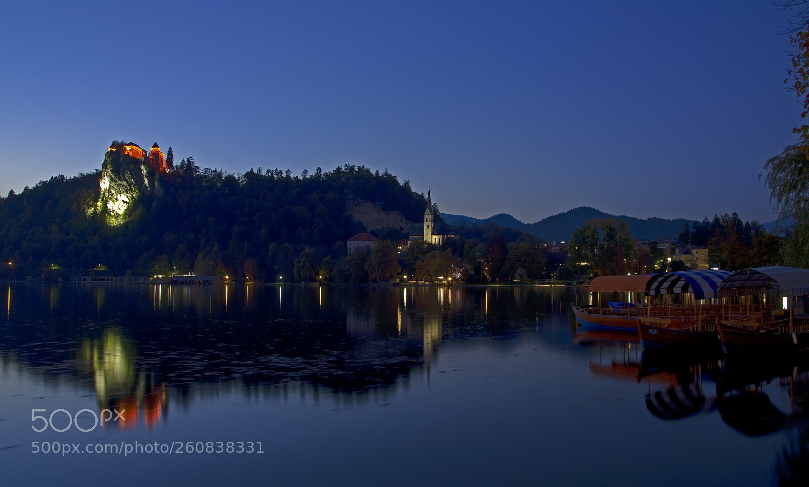 Nikon D5100 sample photo. Dusk at lake bled photography