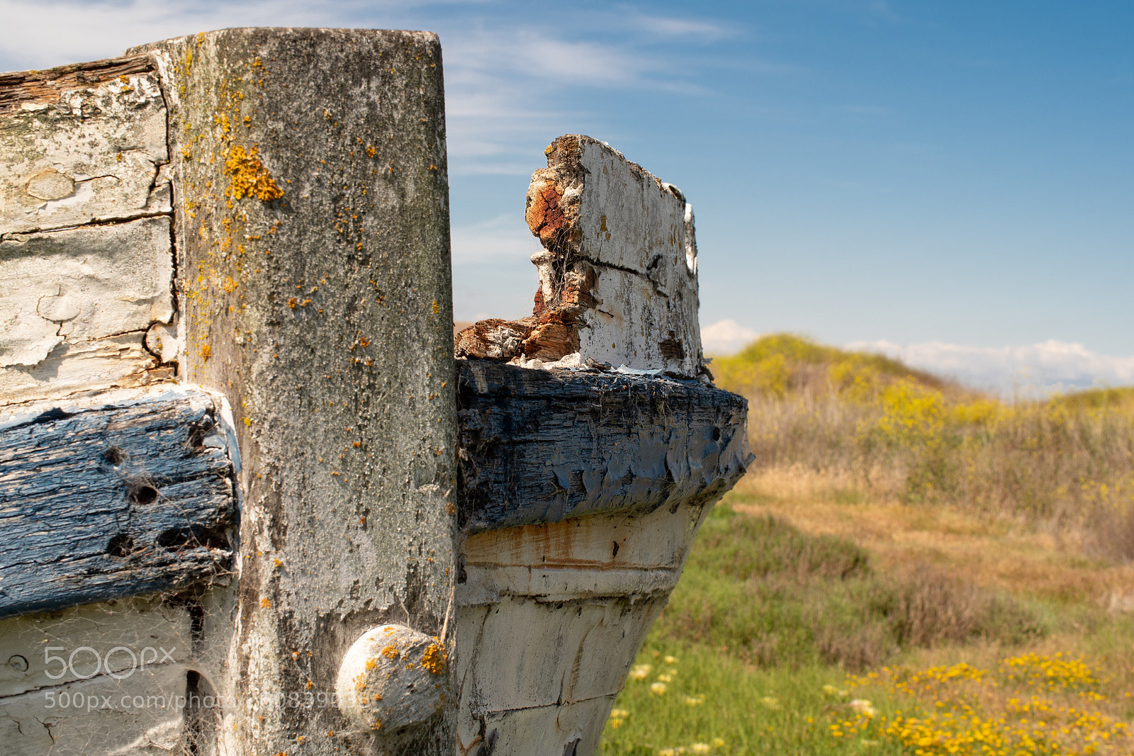 Pentax K-S2 sample photo. Old boat photography