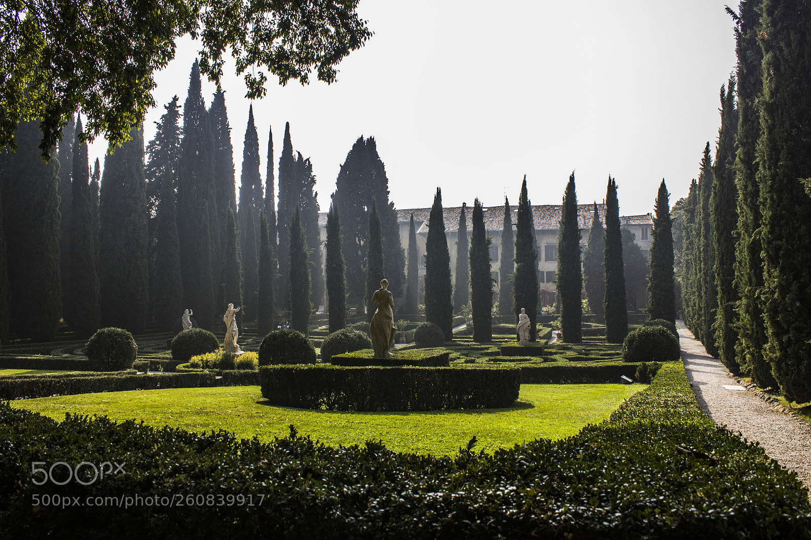 Canon EOS 600D (Rebel EOS T3i / EOS Kiss X5) sample photo. Giardino photography