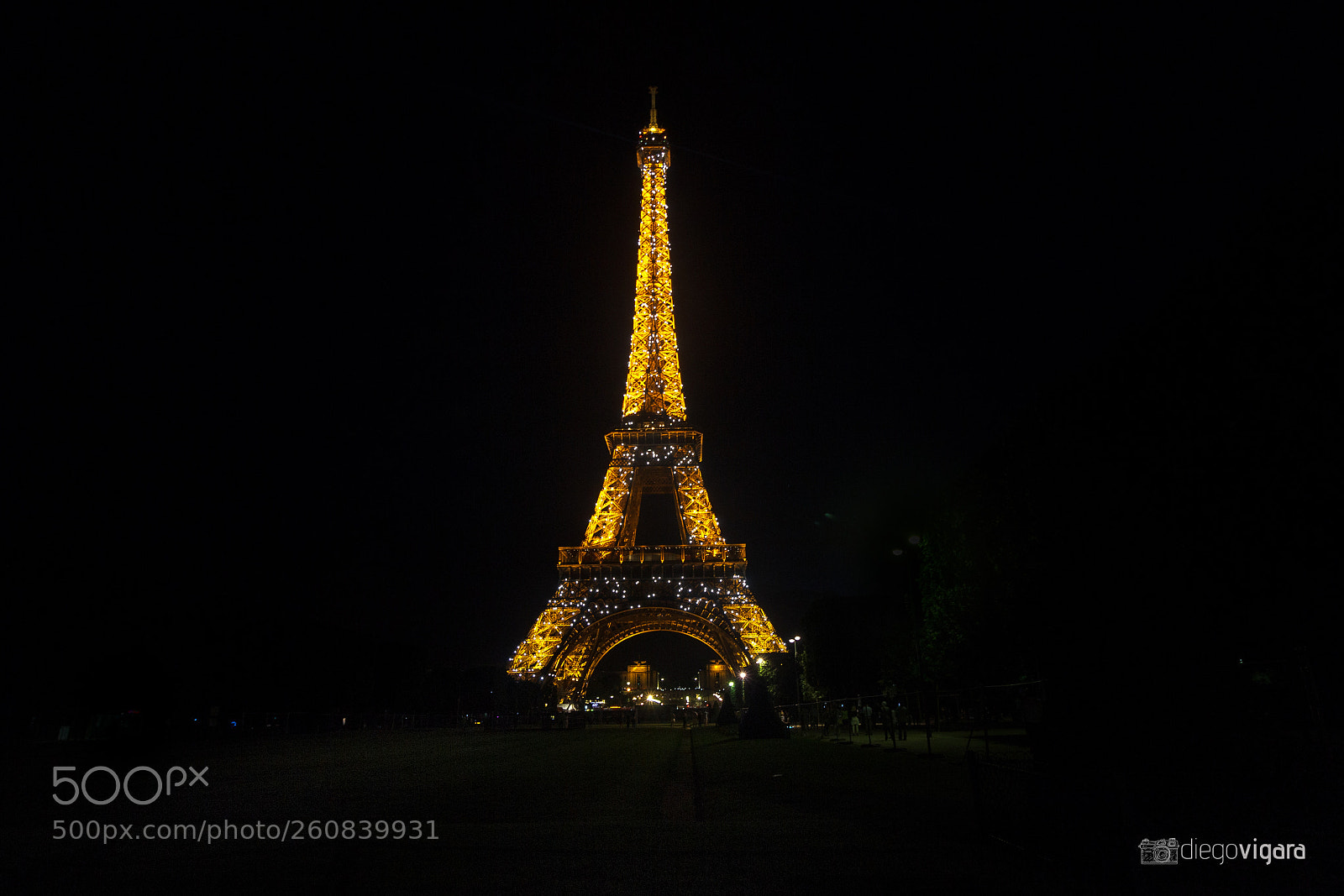 Canon EOS 600D (Rebel EOS T3i / EOS Kiss X5) sample photo. Toureiffel photography