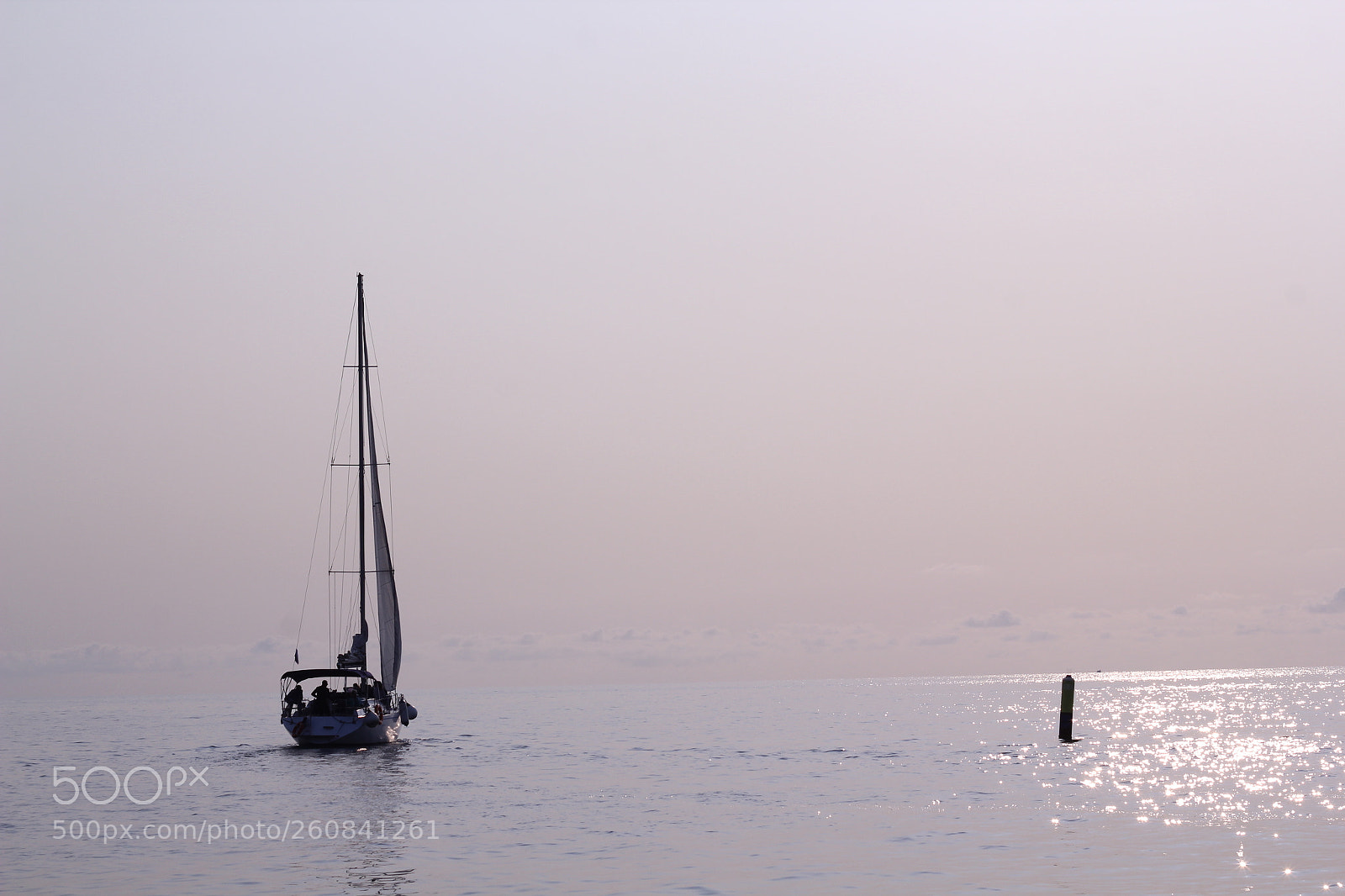 Canon EOS 60D + Canon EF 50mm F1.8 II sample photo. Black sea in fall photography