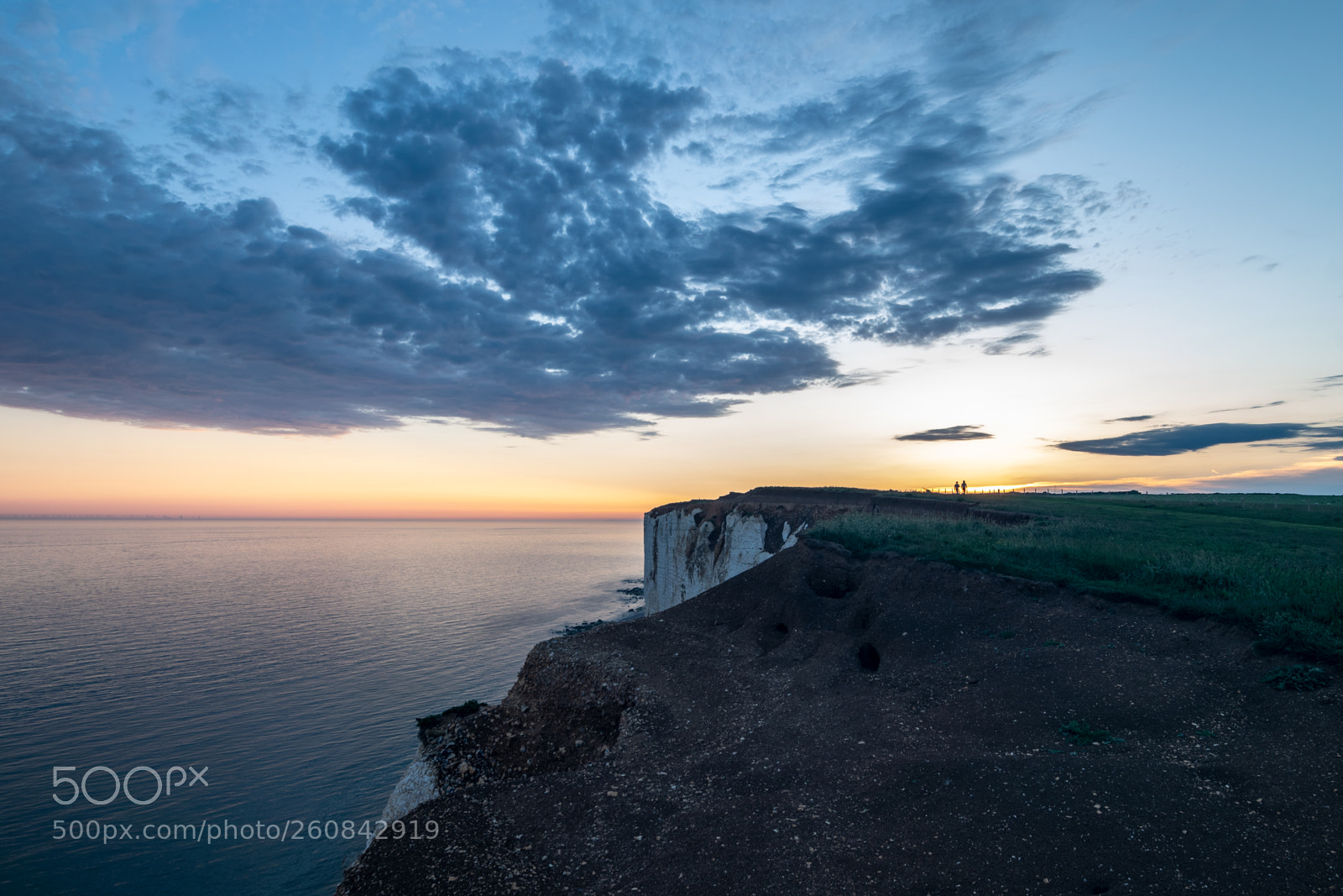 Nikon D5300 sample photo. Clifftop stroll at sunset photography