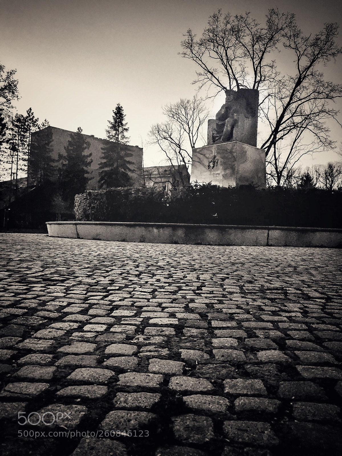 Apple iPhone 6 sample photo. Bosnian king tvrtko photography