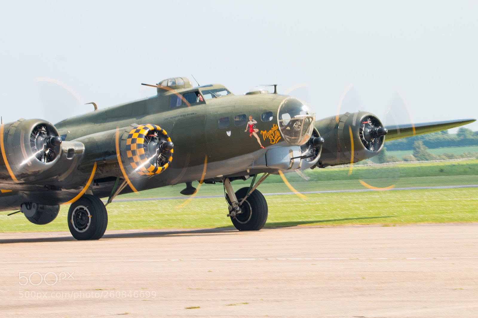 Canon EOS 70D sample photo. Flying fortress, mission accomplished. photography