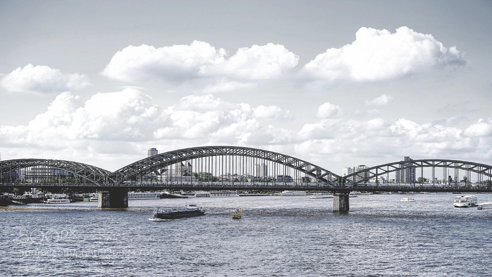 Sony a7 sample photo. Hohenzollernbrücke photography