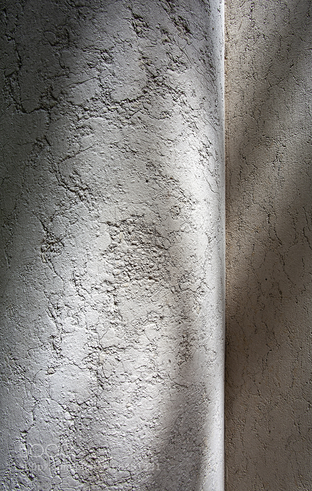 Canon EOS 5D Mark II sample photo. Detail of stone column photography