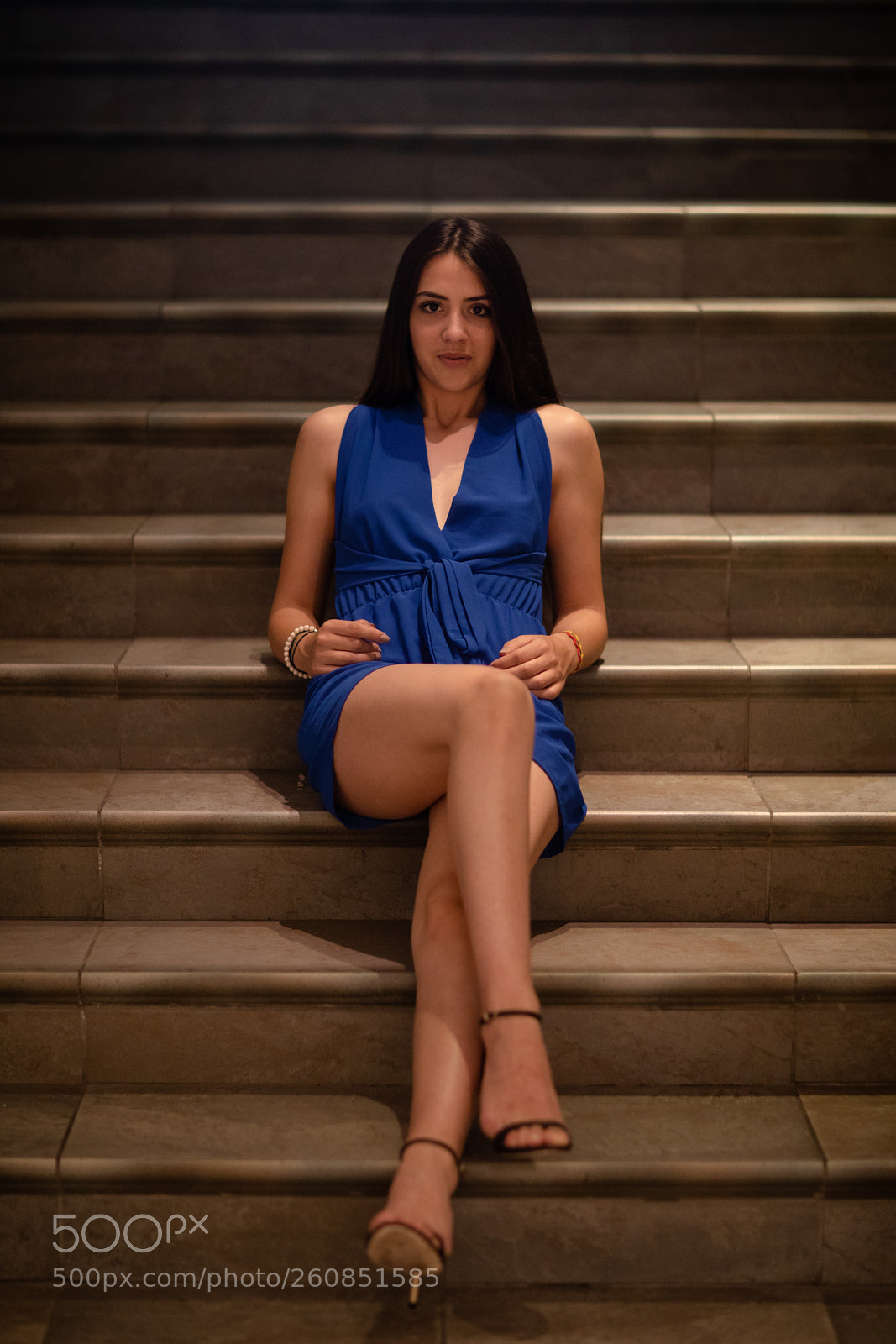 Canon EOS 5D Mark IV sample photo. Liz on stairs photography