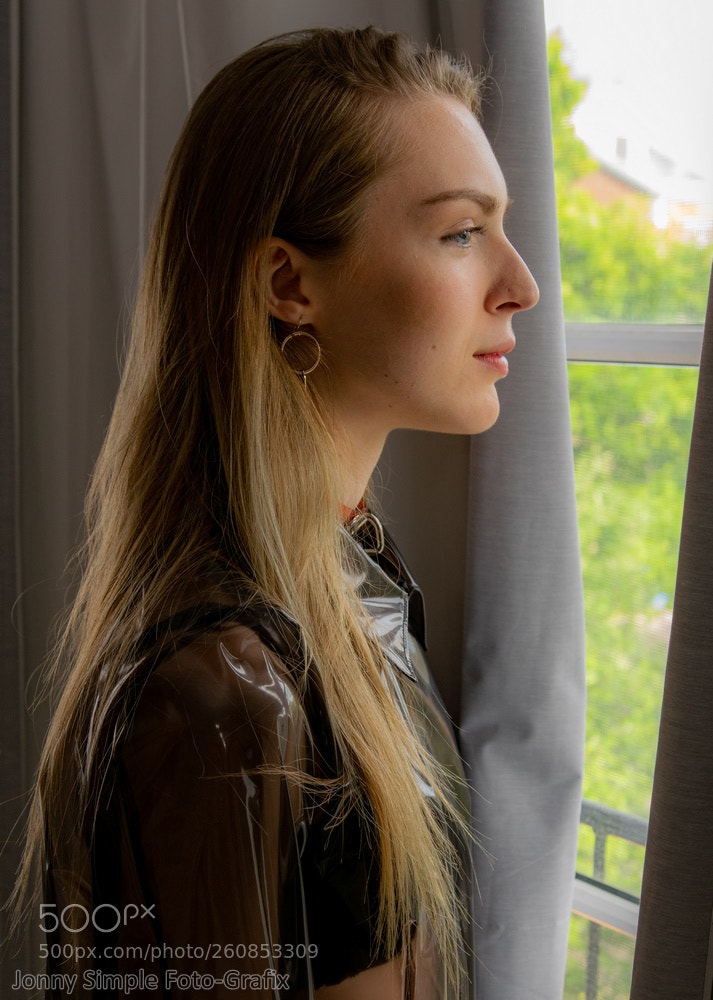 Nikon D5300 sample photo. Girl gazing photography