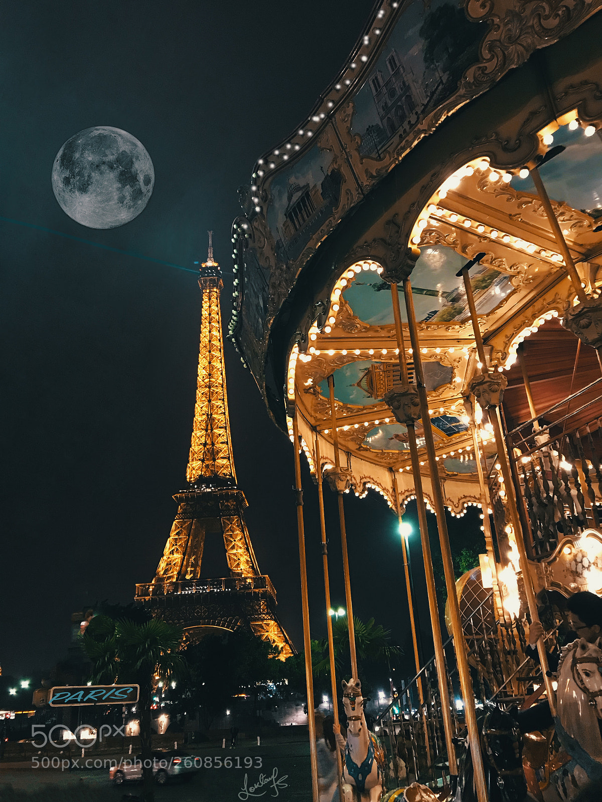Apple iPhone 7 Plus sample photo. Night in paris photography