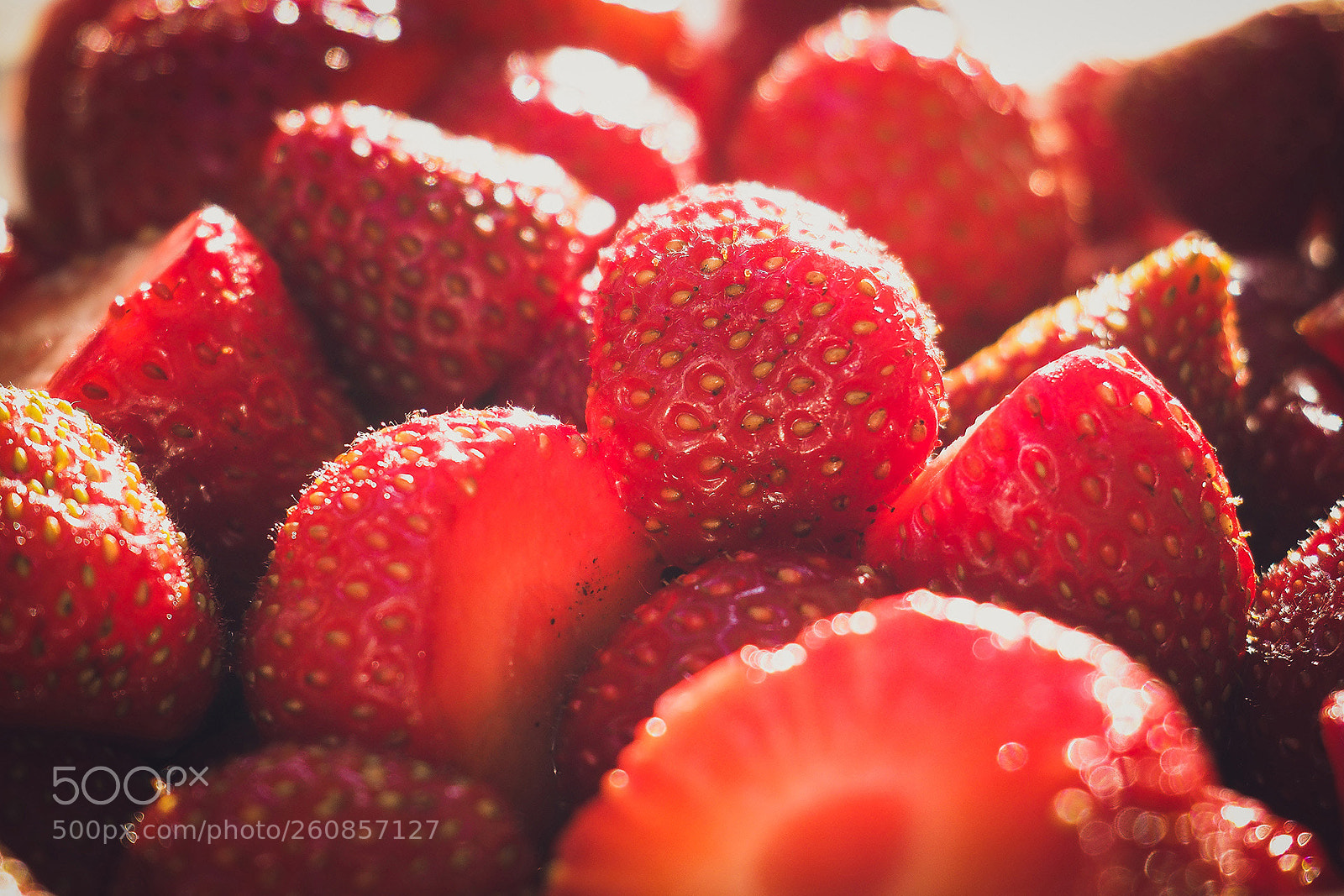 Olympus OM-D E-M10 II sample photo. Strawberrys.... photography