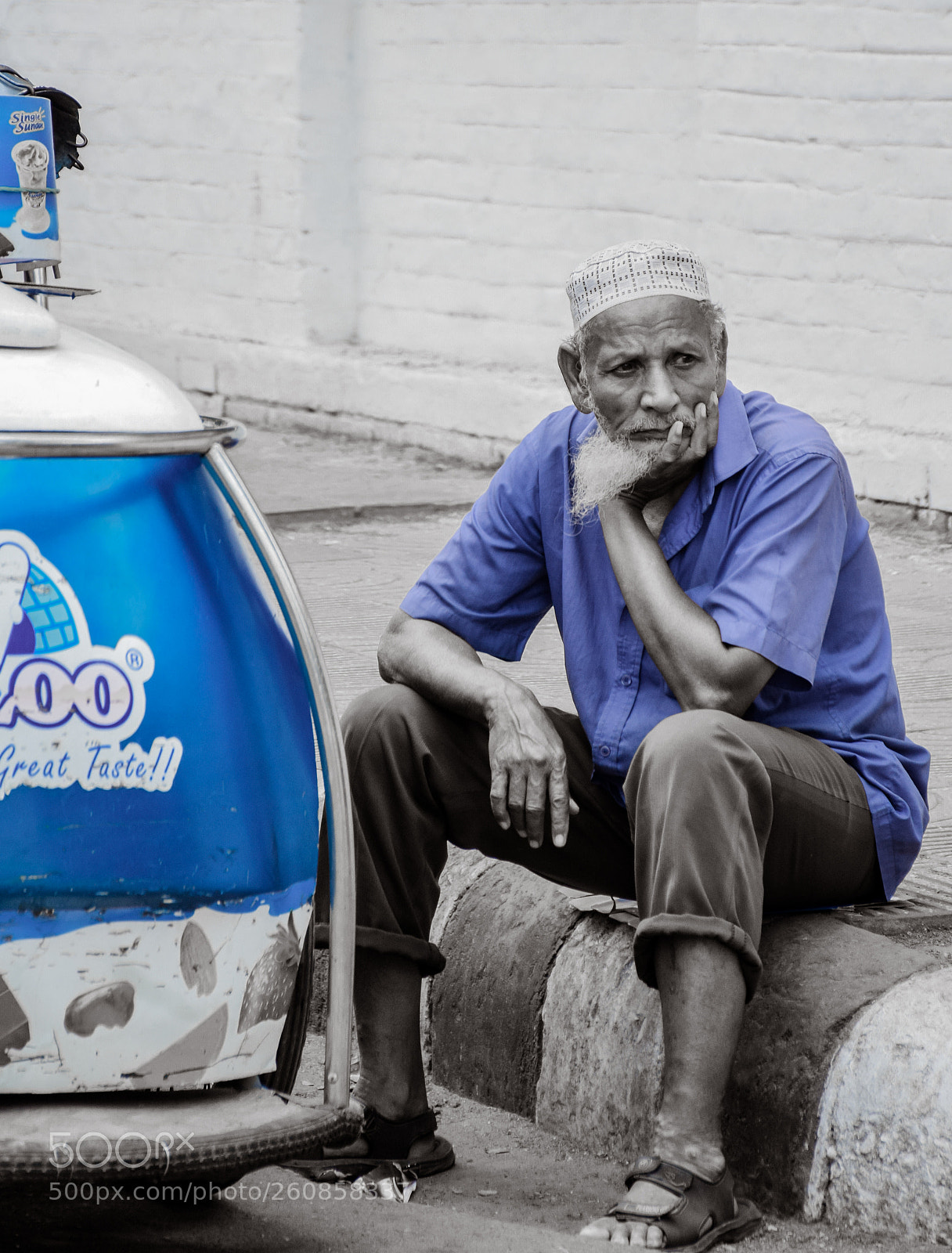 Nikon D5300 sample photo. Expression photography