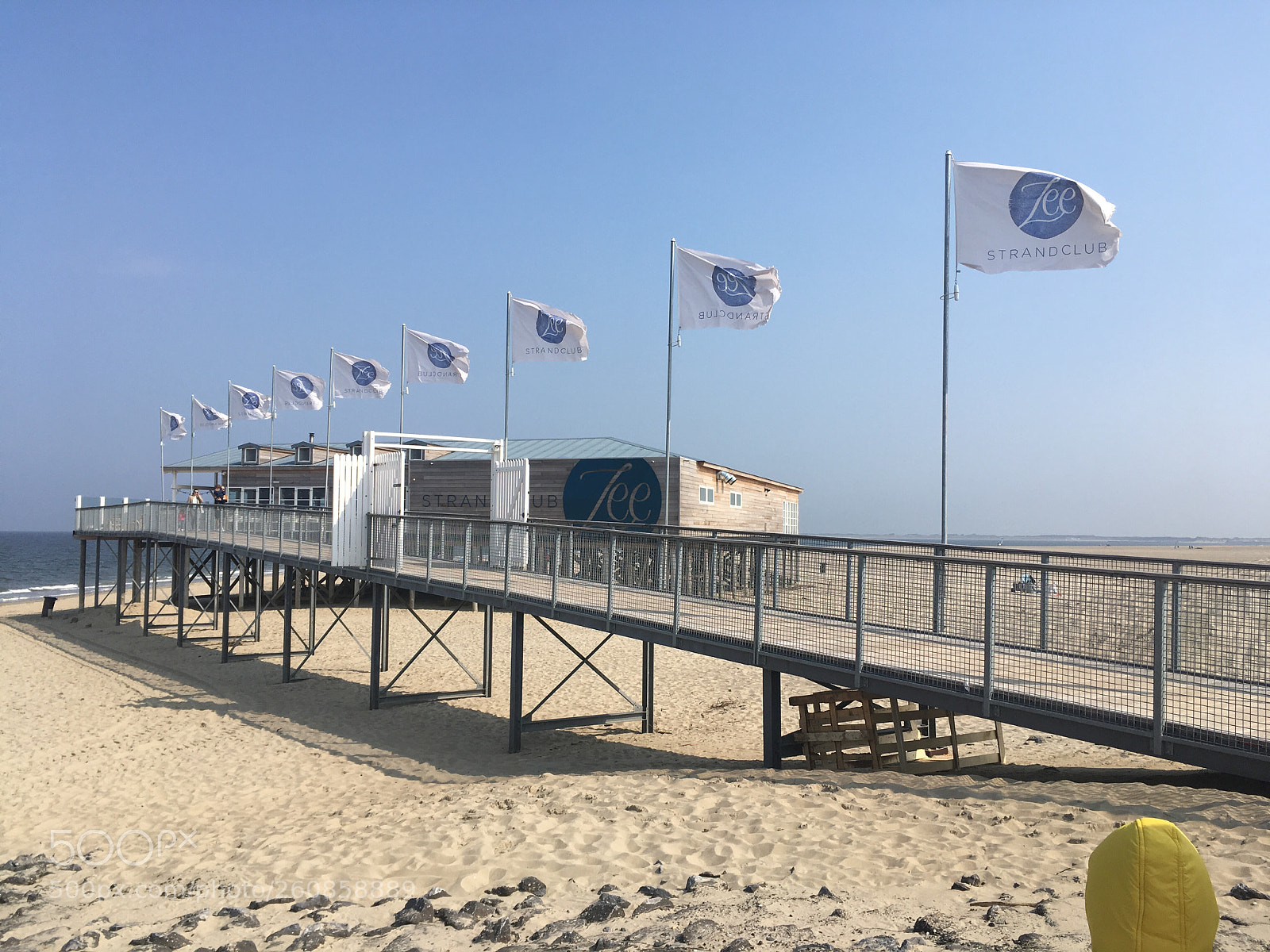 Apple iPhone SE sample photo. Ouddorp beach, netherlands photography
