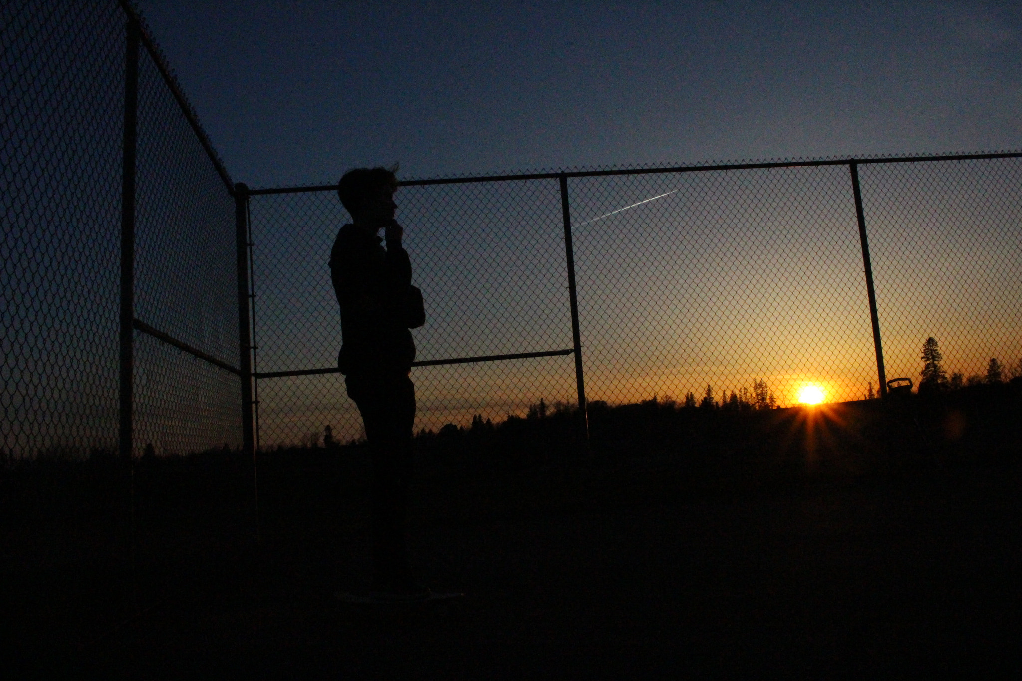 Canon EOS 100D (EOS Rebel SL1 / EOS Kiss X7) sample photo. In deep thought photography