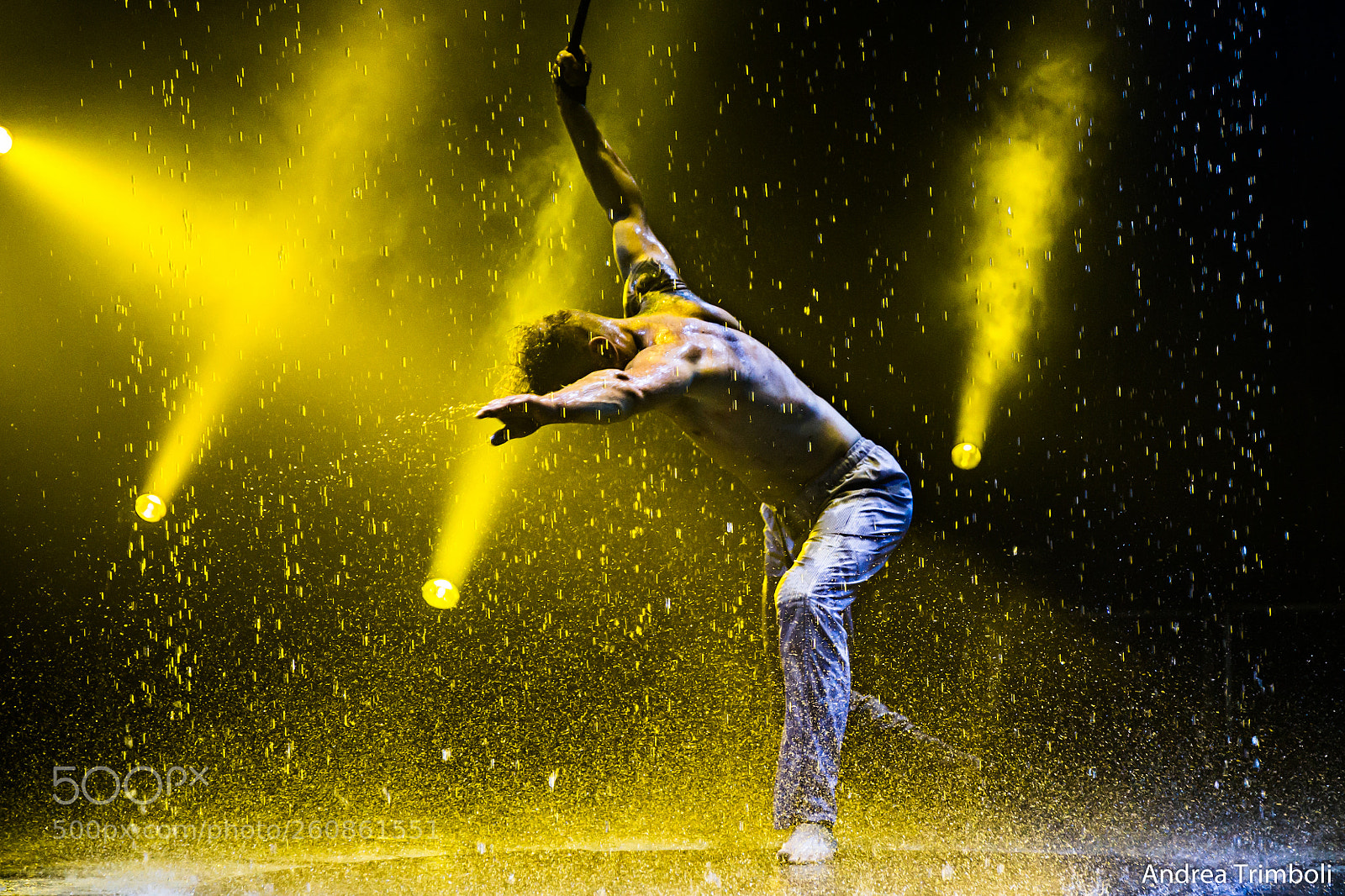 Canon EOS 6D sample photo. Rain on the stage photography