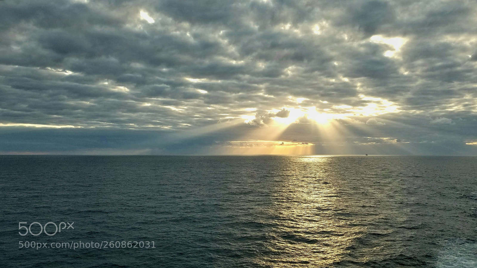 Samsung Galaxy S8 sample photo. Storm at sea photography
