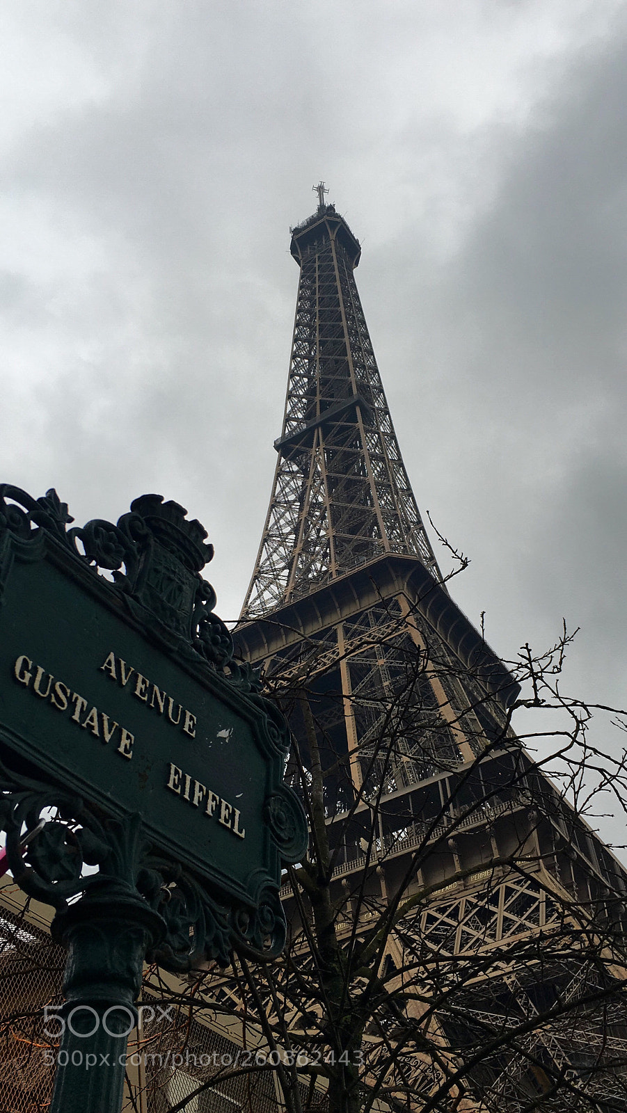 Apple iPhone 6s Plus sample photo. Eiffel tower photography