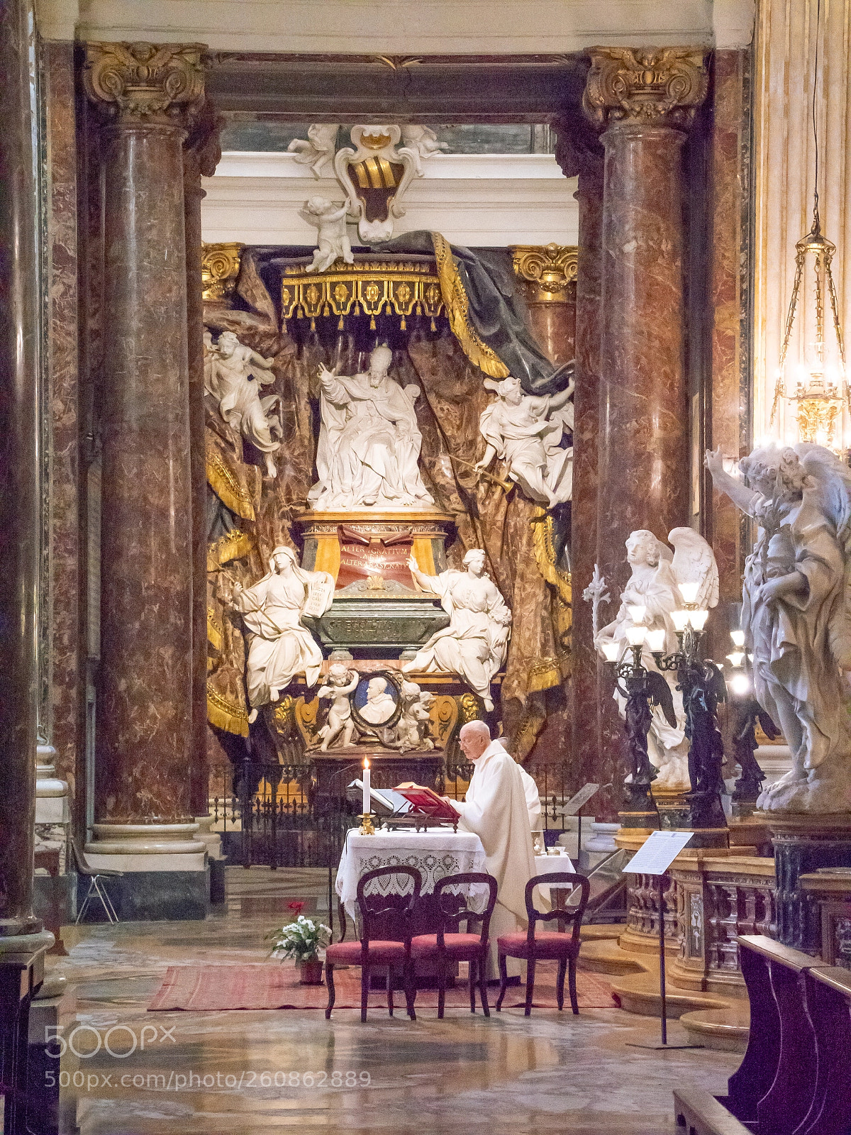 Panasonic Lumix DC-G9 sample photo. St peter's mass photography