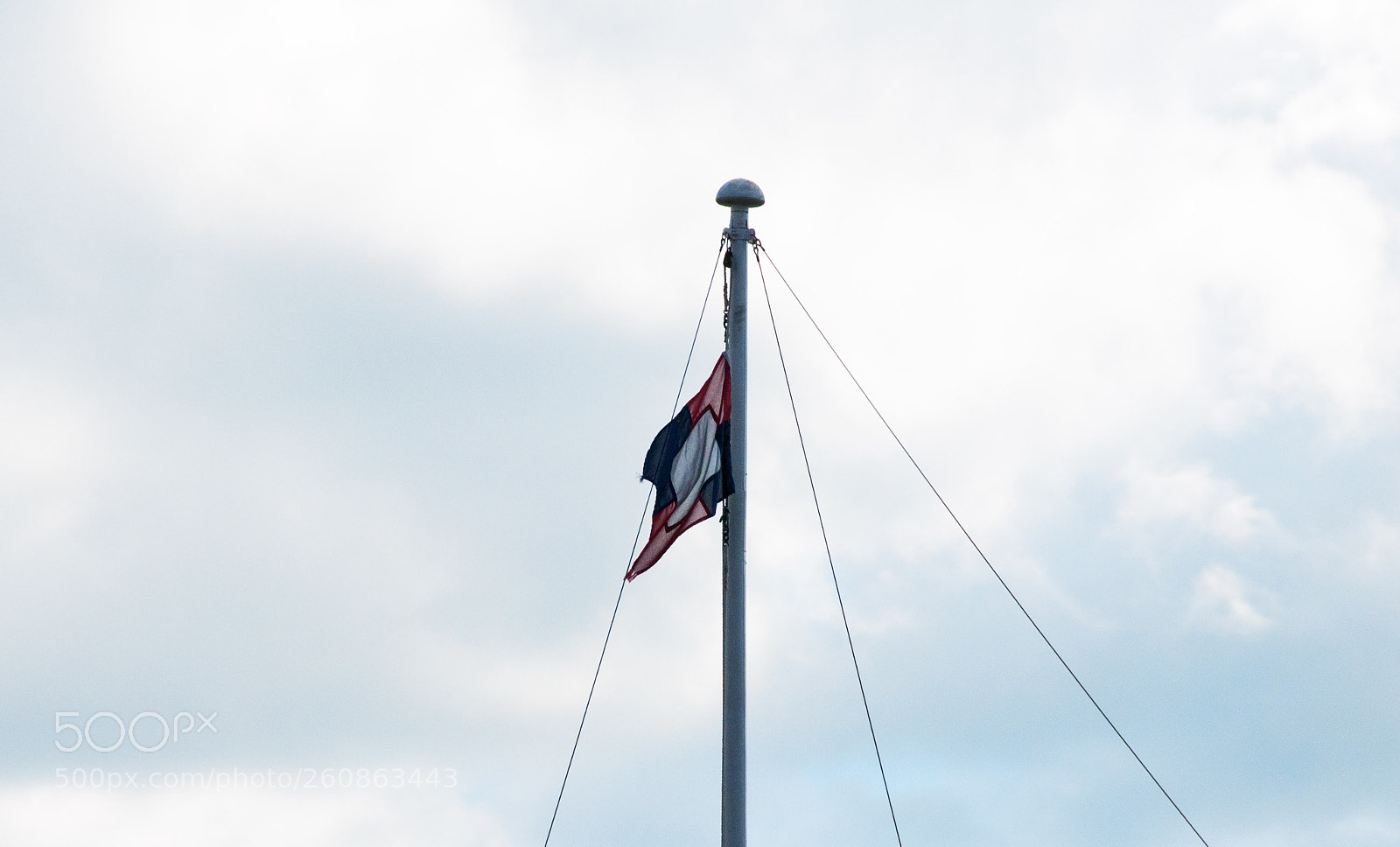 Nikon D90 sample photo. Devitt flag photography