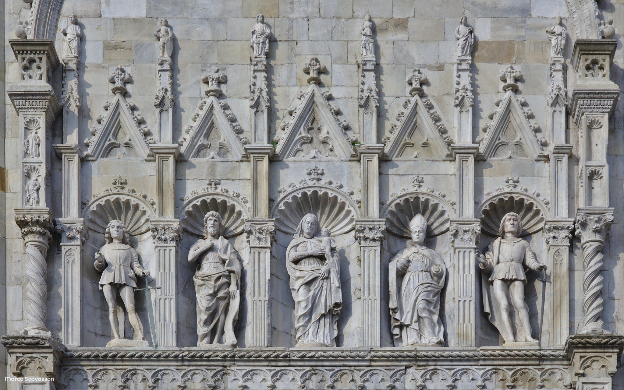 Canon EOS 700D (EOS Rebel T5i / EOS Kiss X7i) sample photo. Duomo di como - details photography