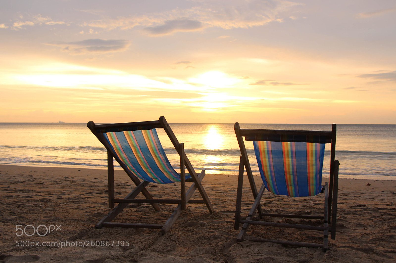 Canon EOS 700D (EOS Rebel T5i / EOS Kiss X7i) sample photo. Spectators of sunset photography