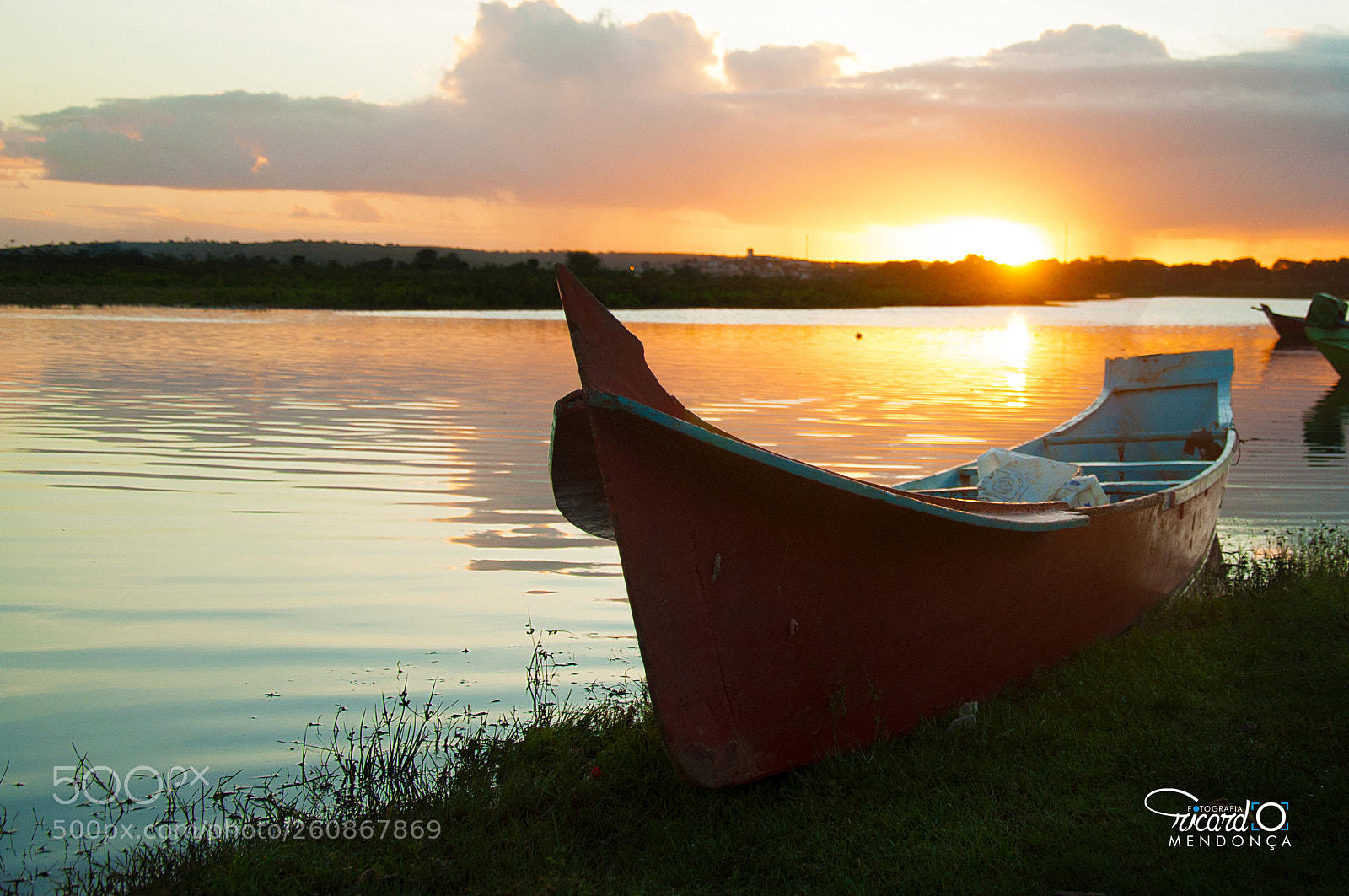 Nikon D90 sample photo. Canoa vermelha photography