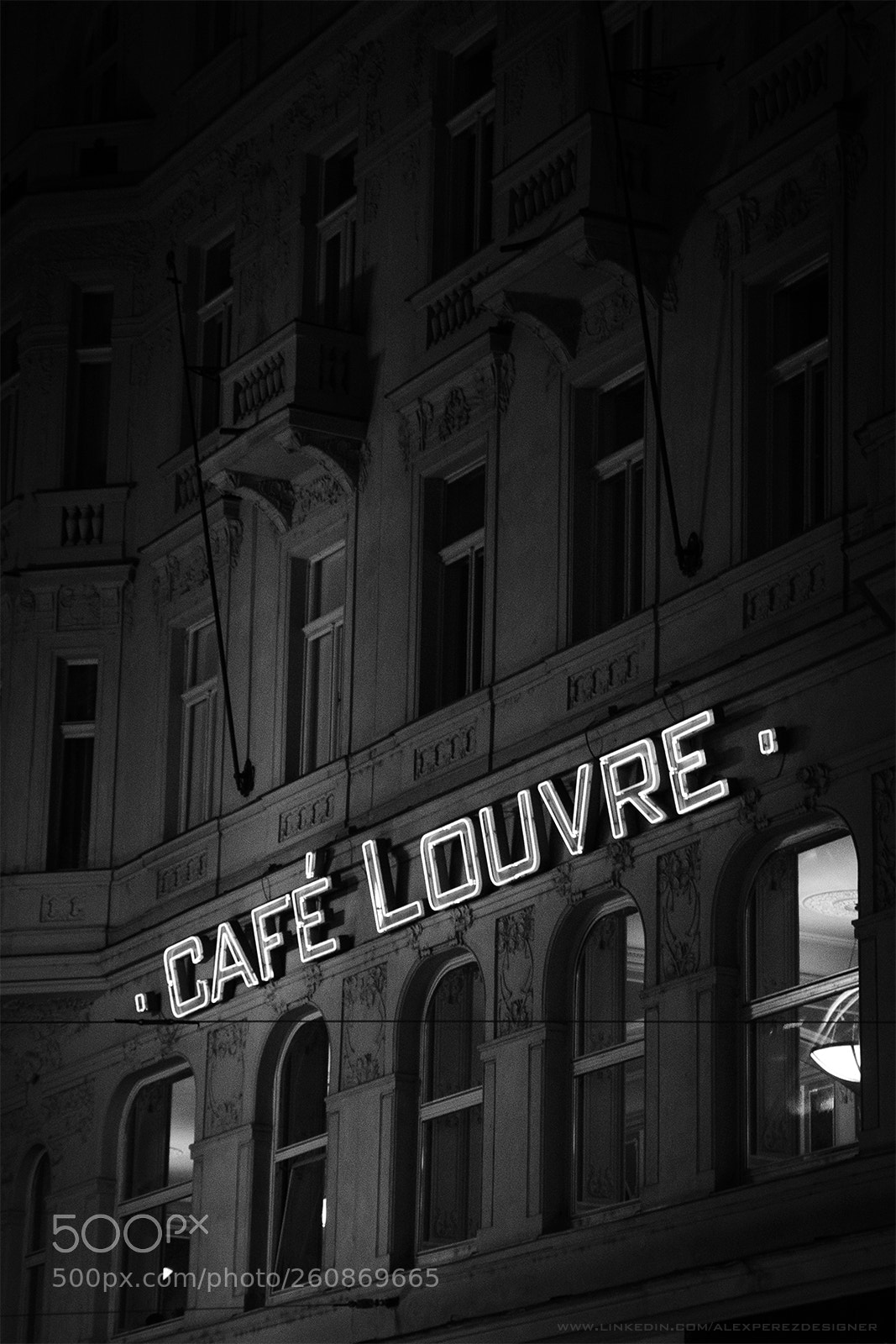 Sony a7 sample photo. Café louvre photography