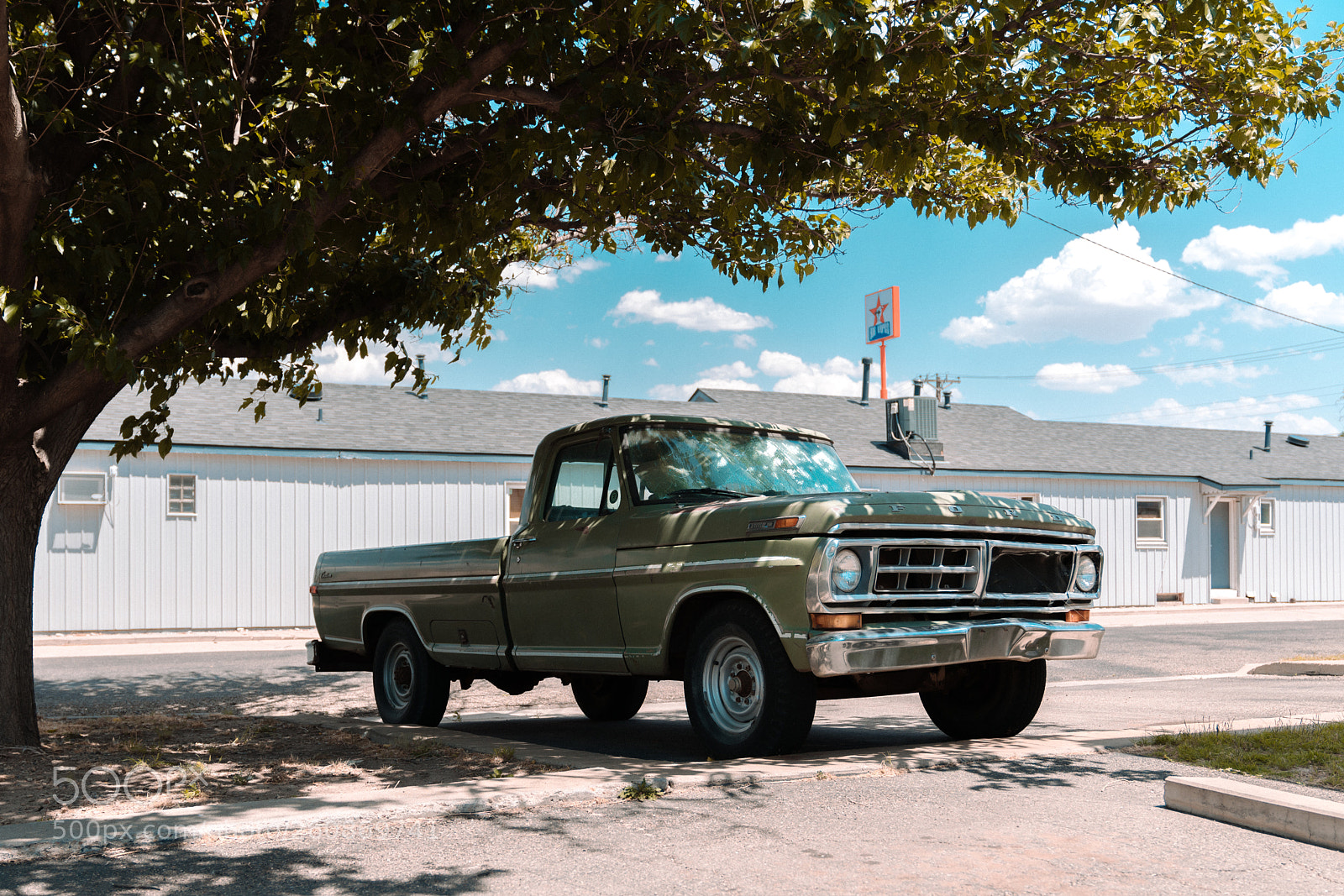 Sony a7R III sample photo. Pickup truck in canyon photography