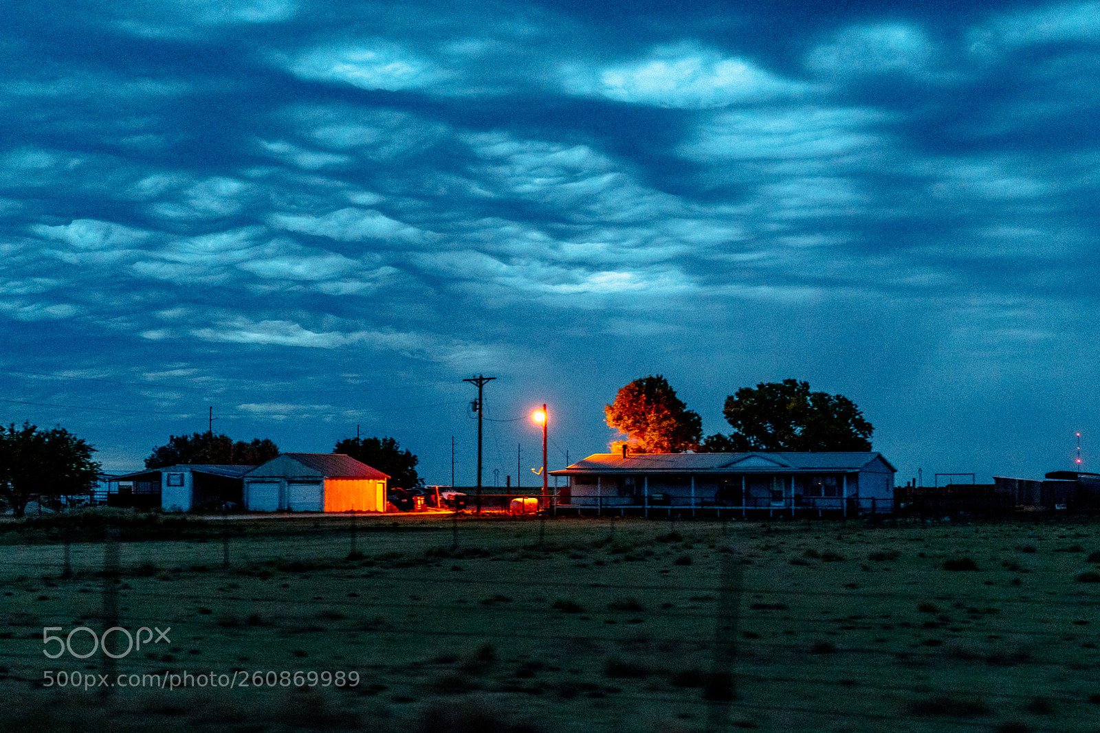 Sony a7R III sample photo. Dusk on the homestead photography