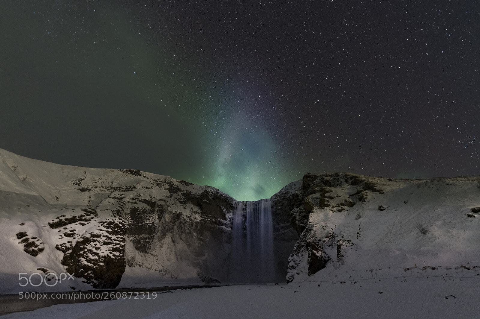 Nikon D850 sample photo. Aurora at skogafoss photography