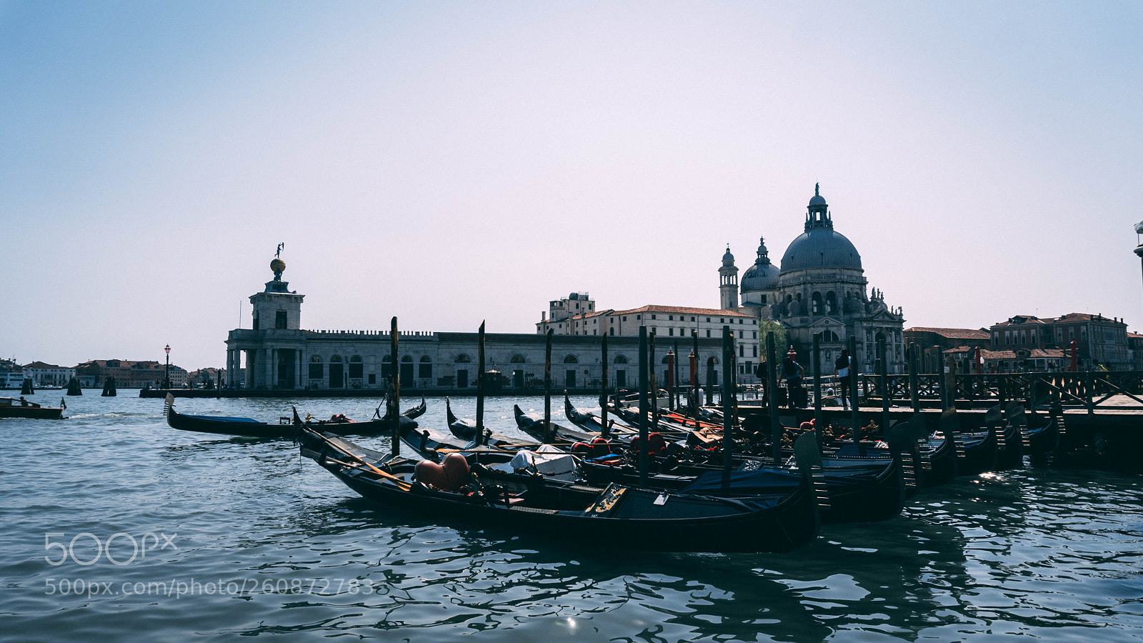 Sony a6300 sample photo. Gondole photography