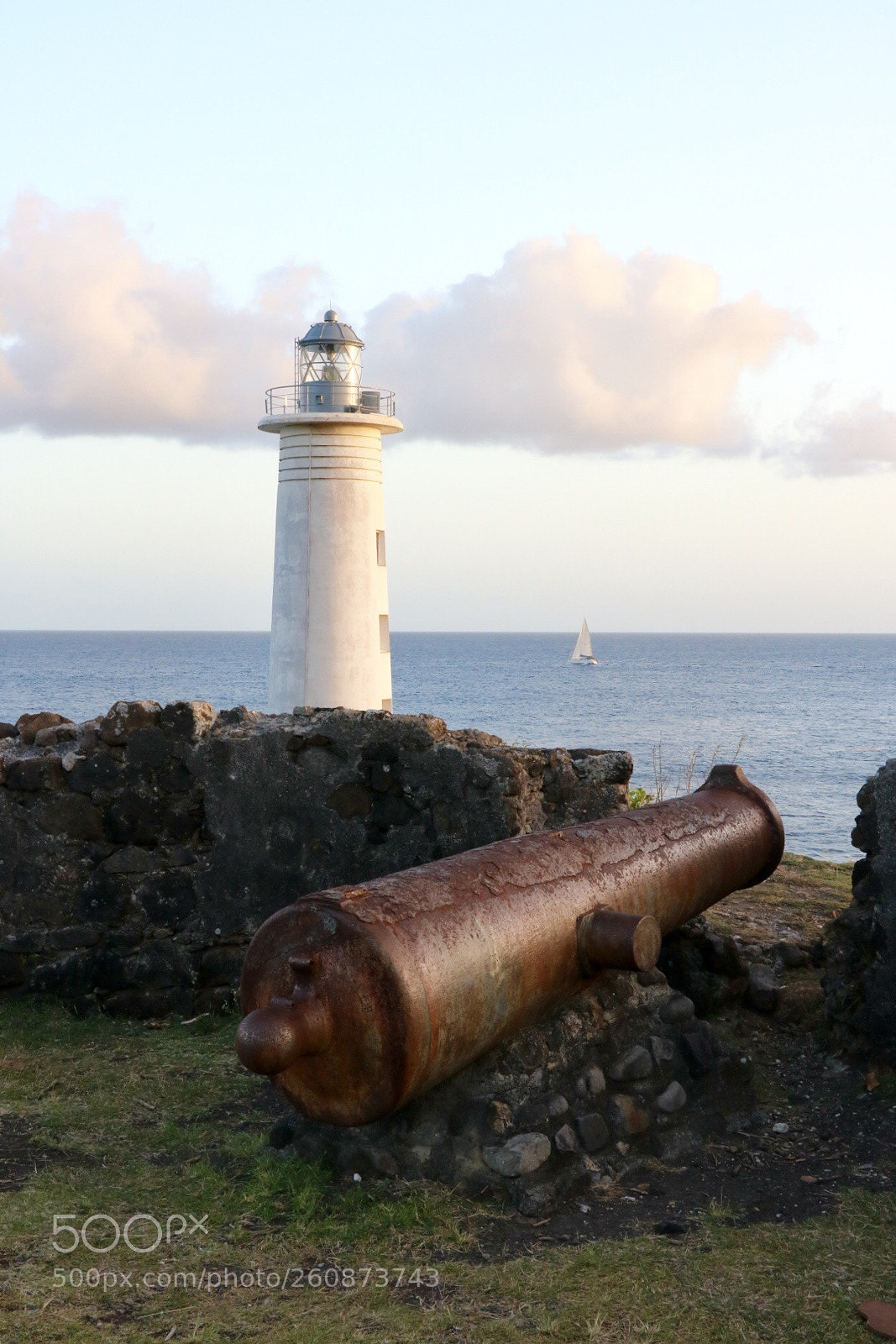 Canon EOS 750D (EOS Rebel T6i / EOS Kiss X8i) sample photo. Lighthouse of vieux fort photography