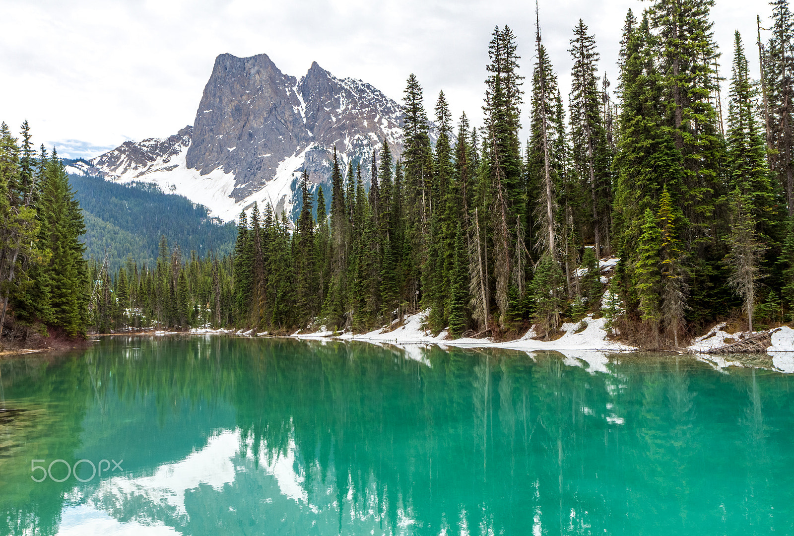 Canon EOS 650D (EOS Rebel T4i / EOS Kiss X6i) sample photo. Emerald lake photography
