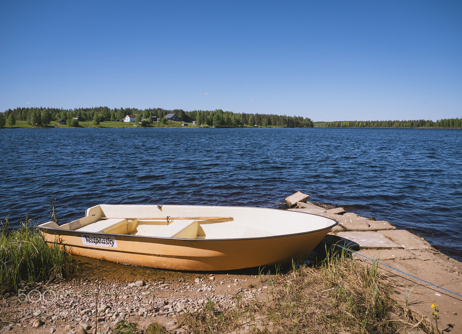Olympus OM-D E-M10 II sample photo. Vesipääsky järvellä photography