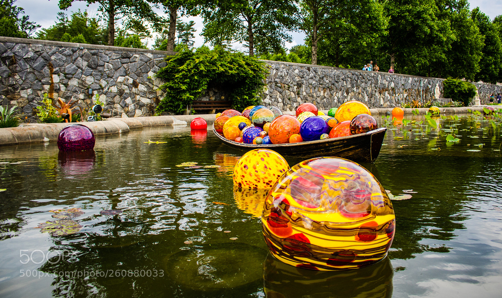 Canon EOS 750D (EOS Rebel T6i / EOS Kiss X8i) sample photo. Chihuly exhibit at biltmore photography