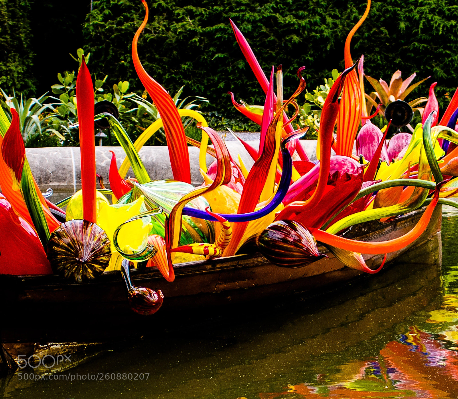 Canon EOS 750D (EOS Rebel T6i / EOS Kiss X8i) sample photo. Chihuly exhibit at biltmore photography